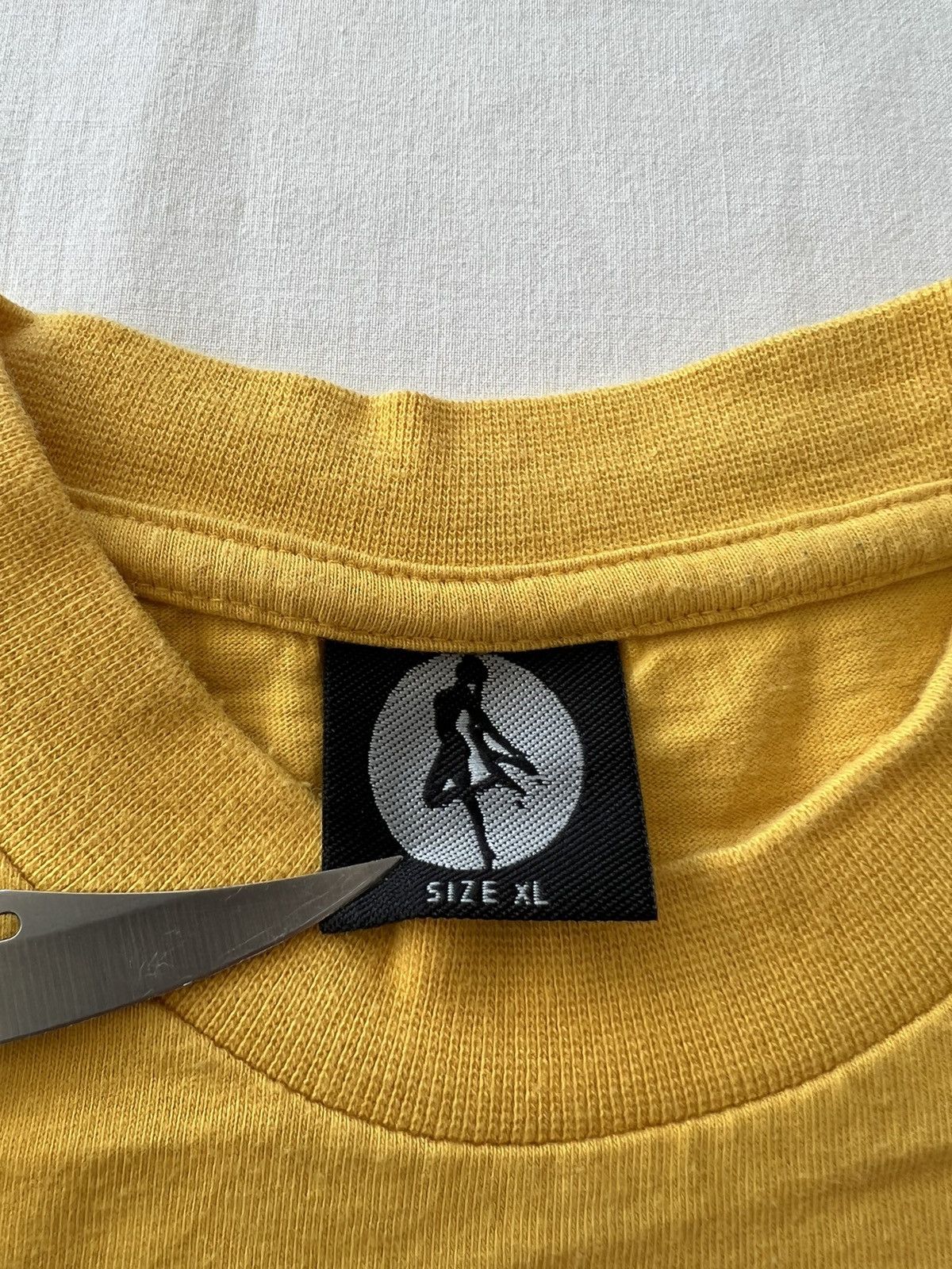 Anime Vintage 90s Sailor Moon Anime Yellow Tee Size US XL / EU 56 / 4 - 10 Thumbnail