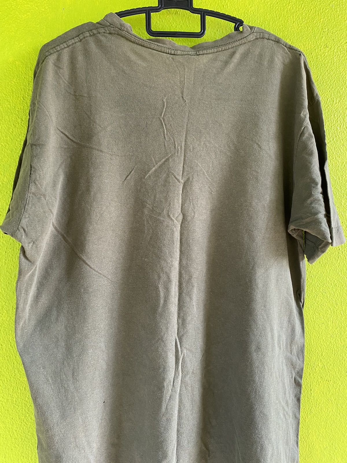 Band Tees Vintage Jimi Hendrix Distressed T-Shirt Size US M / EU 48-50 / 2 - 9 Thumbnail