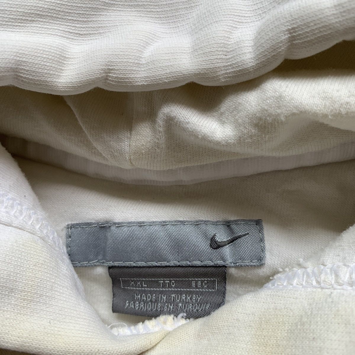 Nike × Vintage Vintage 2000s Nike Embroidered Swoosh Pullover Hoodie XXL Size US XXL / EU 58 / 5 - 3 Thumbnail