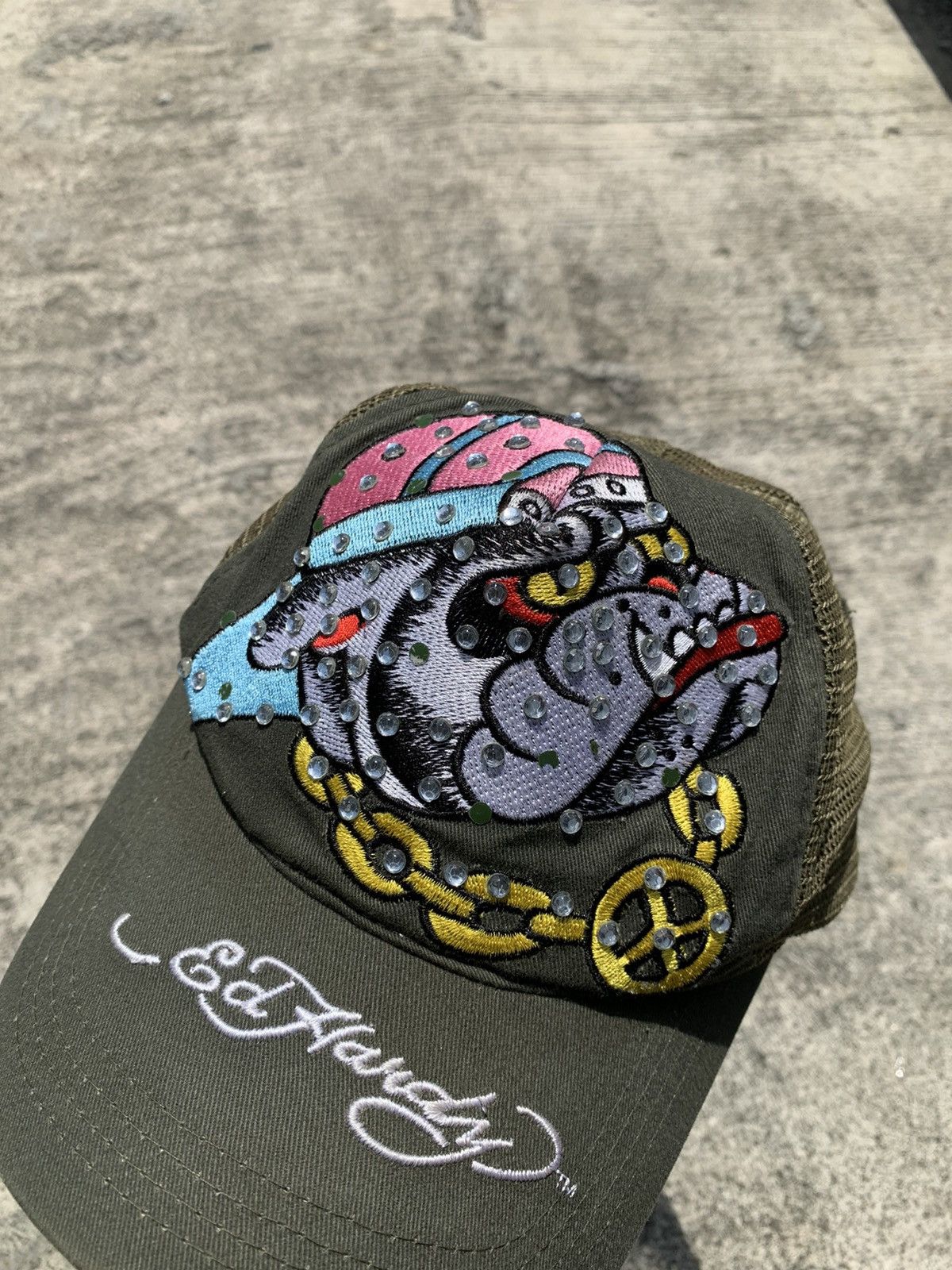 Ed Hardy Ed hardy trucker hats dog & crystal Size ONE SIZE - 4 Thumbnail