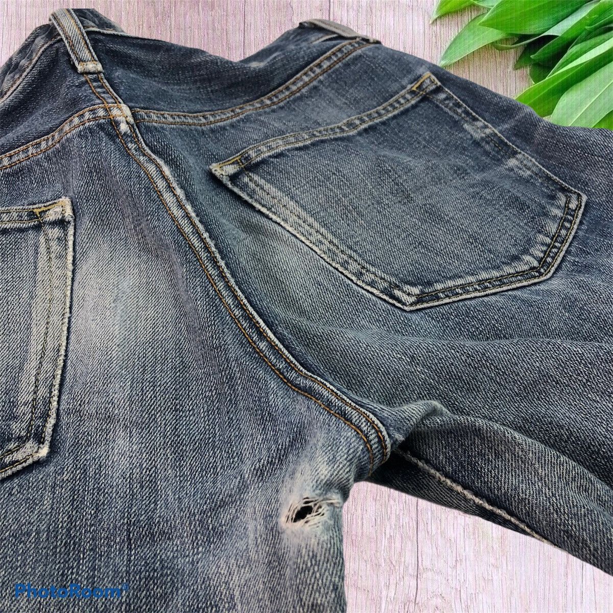 Uniqlo Vintage UNIQLO Distressed Denim Design Size US 30 / EU 46 - 7 Thumbnail