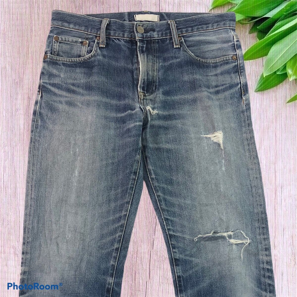 Uniqlo Vintage UNIQLO Distressed Denim Design Size US 30 / EU 46 - 2 Thumbnail