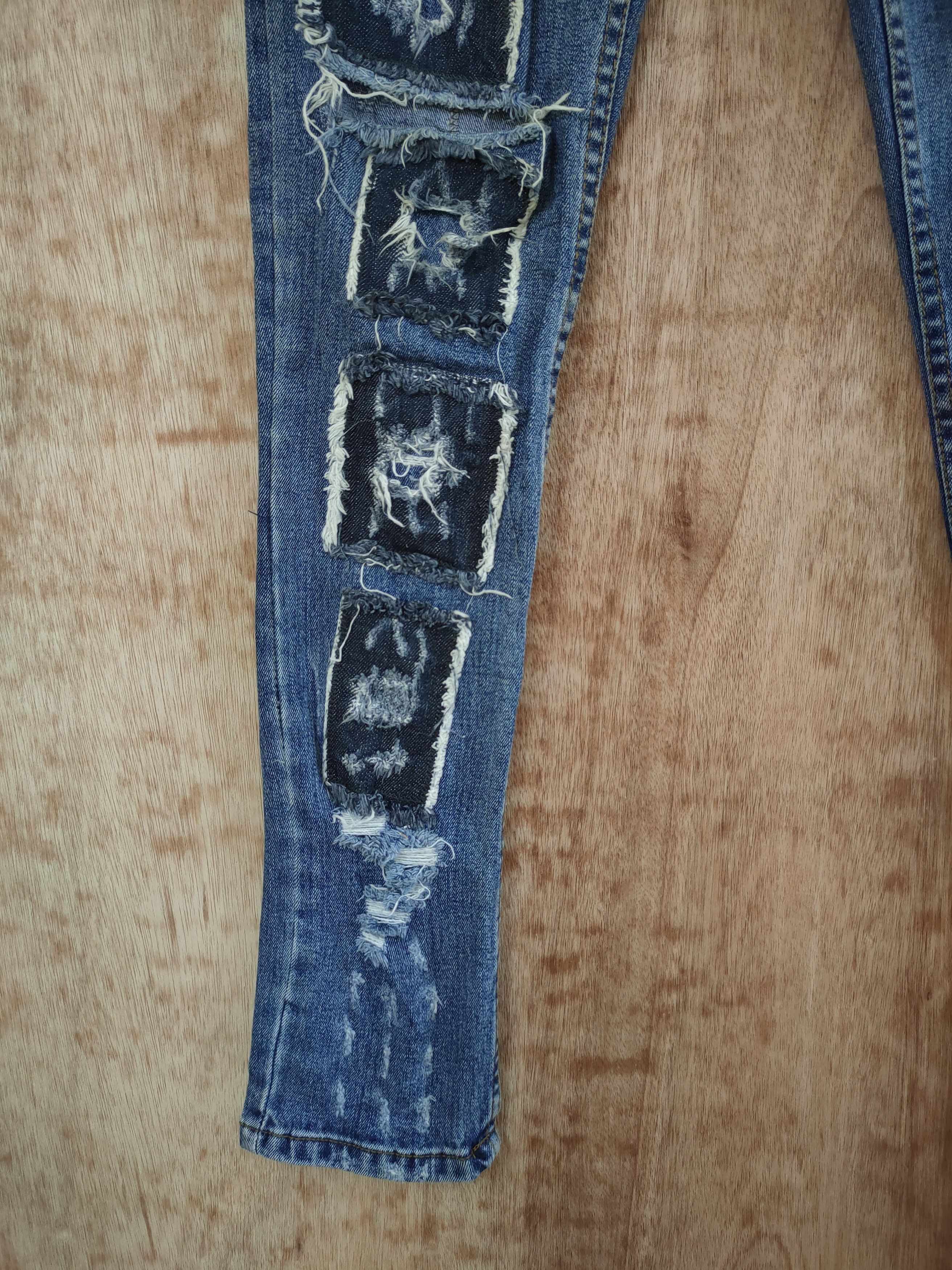Cheap Monday DL Cheap Monday patchwork distressed denim pants #46-780 Size 25" / US 0 / IT 36 - 3 Thumbnail