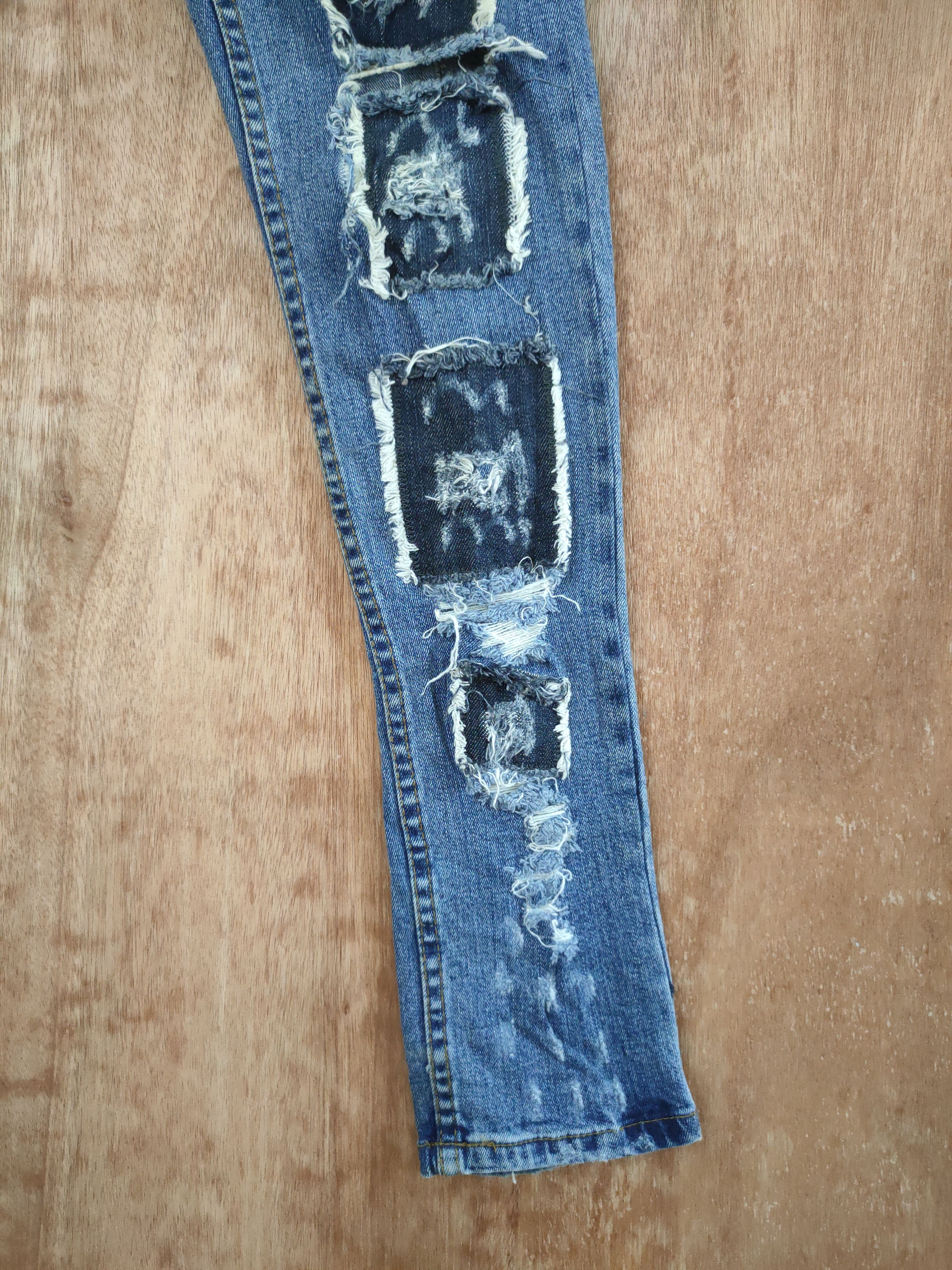 Cheap Monday DL Cheap Monday patchwork distressed denim pants #46-780 Size 25" / US 0 / IT 36 - 2 Thumbnail