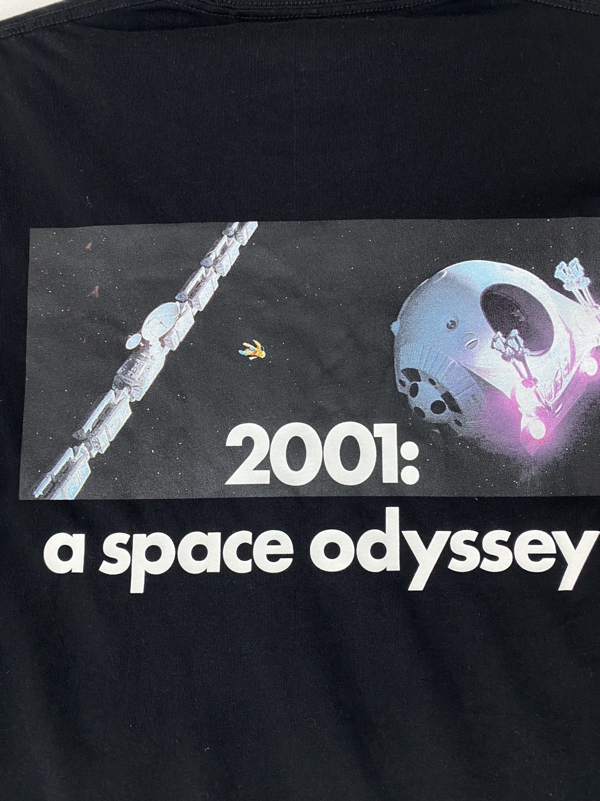 Uniqlo Rare Design 2001 a space odyssey Size US M / EU 48-50 / 2 - 3 Thumbnail