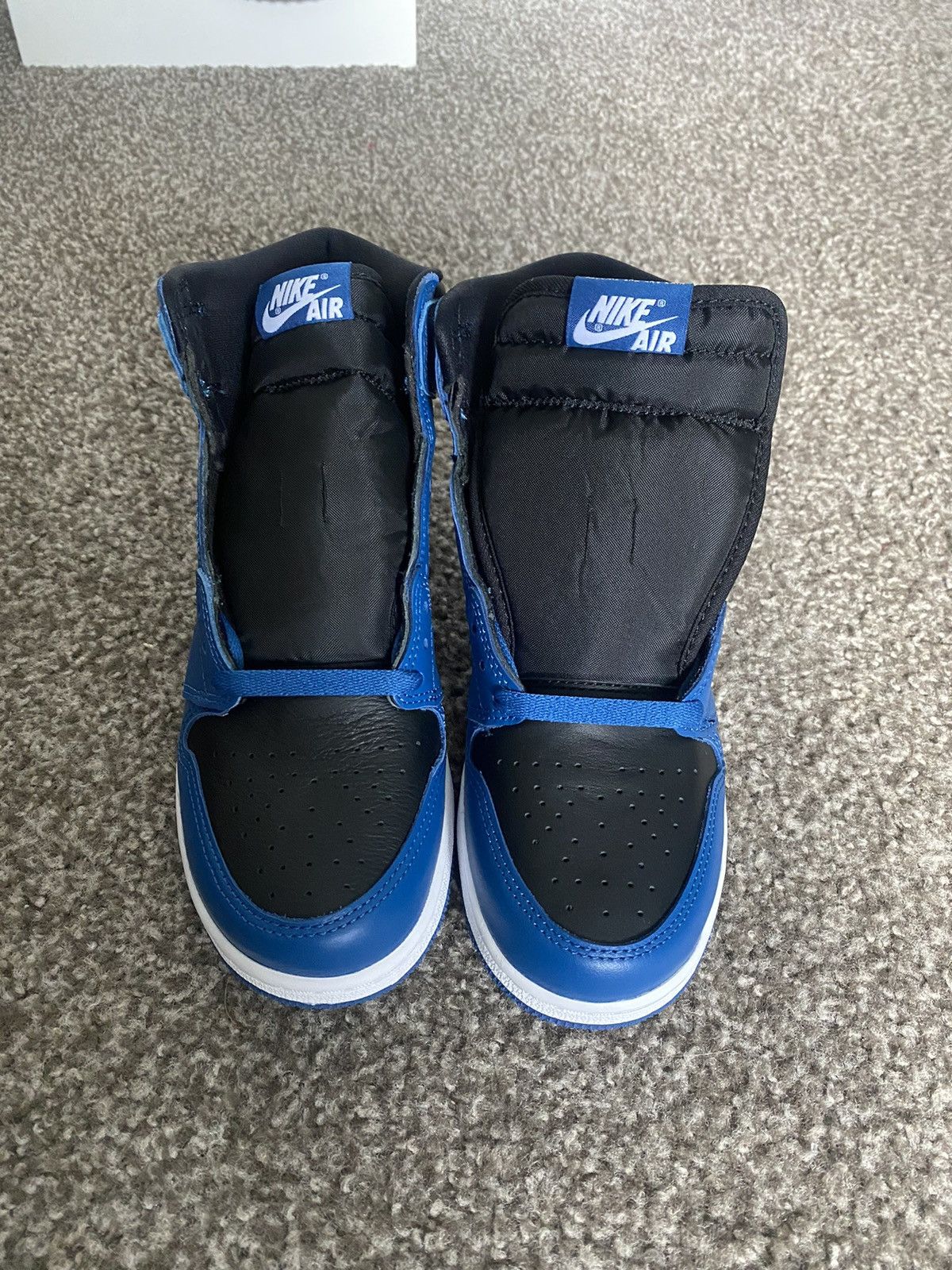 Jordan Brand × Nike Size 6Y GS Jordan 1 High Marina Blue Size US 6 / EU 39 - 2 Thumbnail
