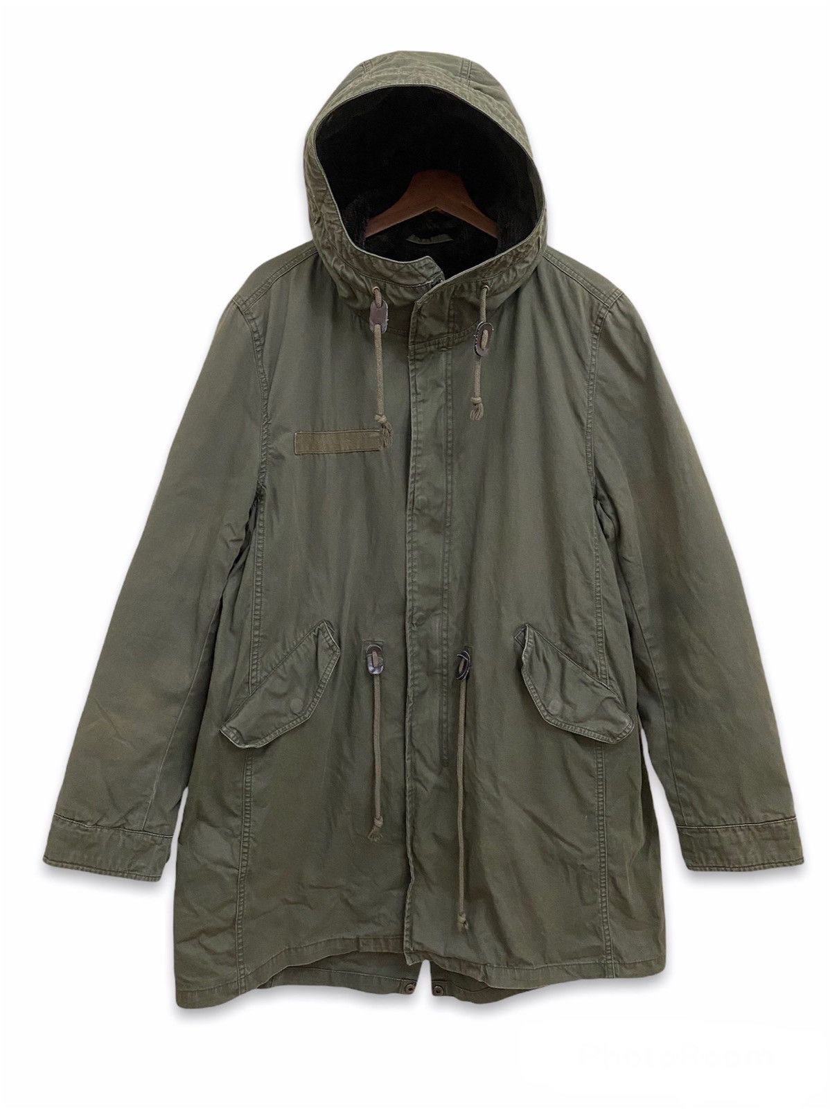 image of Gu Fishtail Parka Jacket in Army Green, Men's (Size XL)