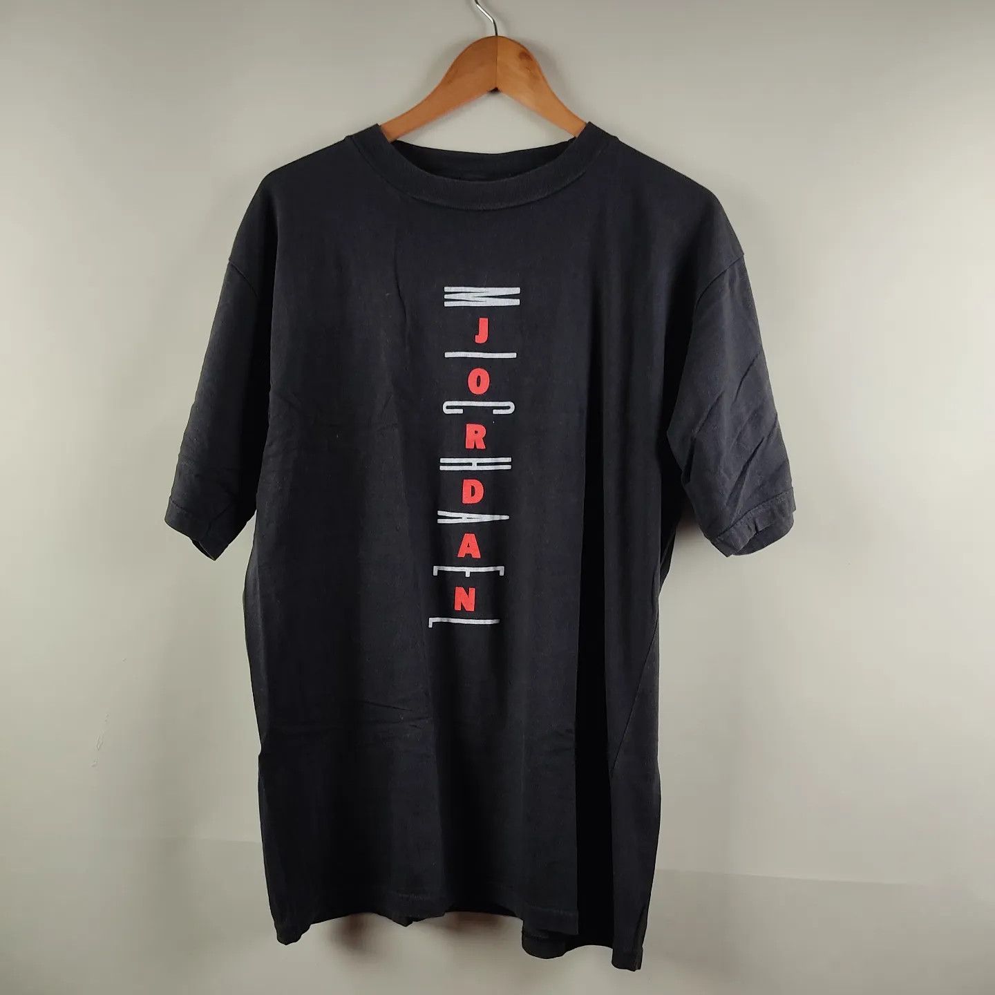 NBA × Nike × Vintage 90's Nike air Jordan The man doesn't live on earth Size US XL / EU 56 / 4 - 6 Thumbnail