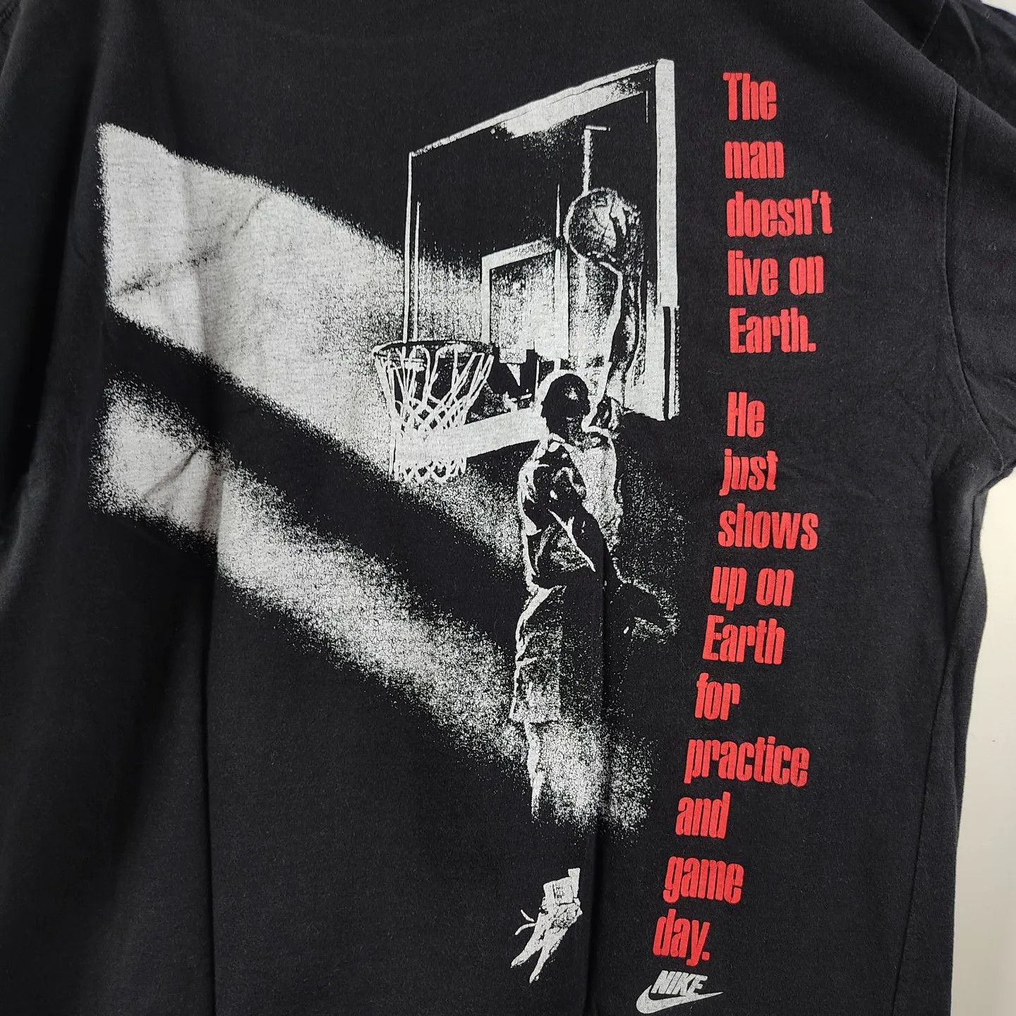 NBA × Nike × Vintage 90's Nike air Jordan The man doesn't live on earth Size US XL / EU 56 / 4 - 5 Thumbnail