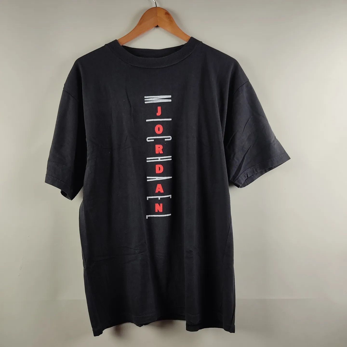 NBA × Nike × Vintage 90's Nike air Jordan The man doesn't live on earth Size US XL / EU 56 / 4 - 2 Thumbnail
