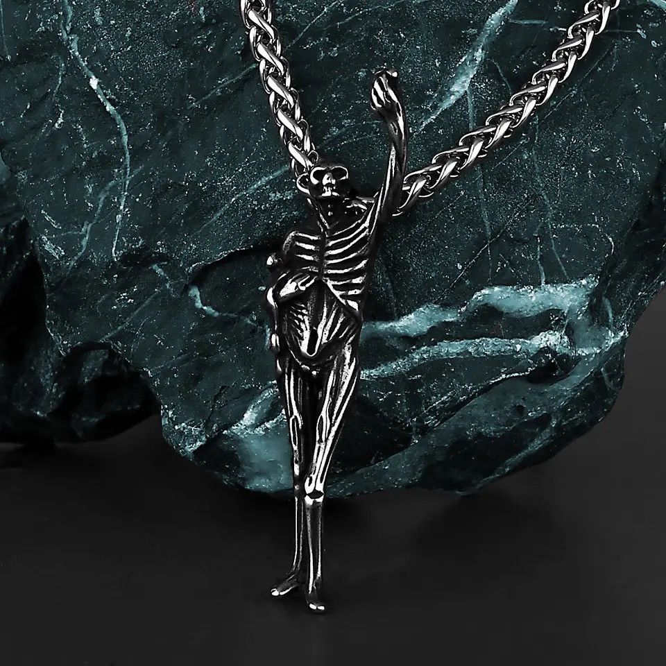 Jewelry Retro Skull Singer Pendant Necklace Size ONE SIZE - 3 Thumbnail