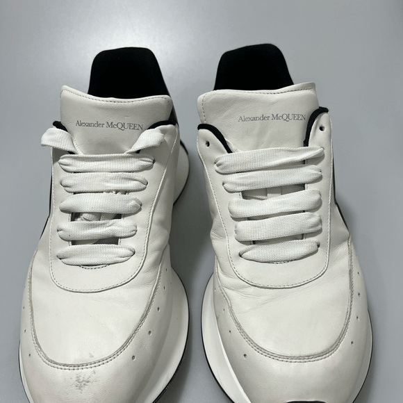 Alexander McQueen Alexander McQueen Logo Cut-Out Sprint Sneakers White Men’s E Size US 13 / EU 46 - 2 Thumbnail