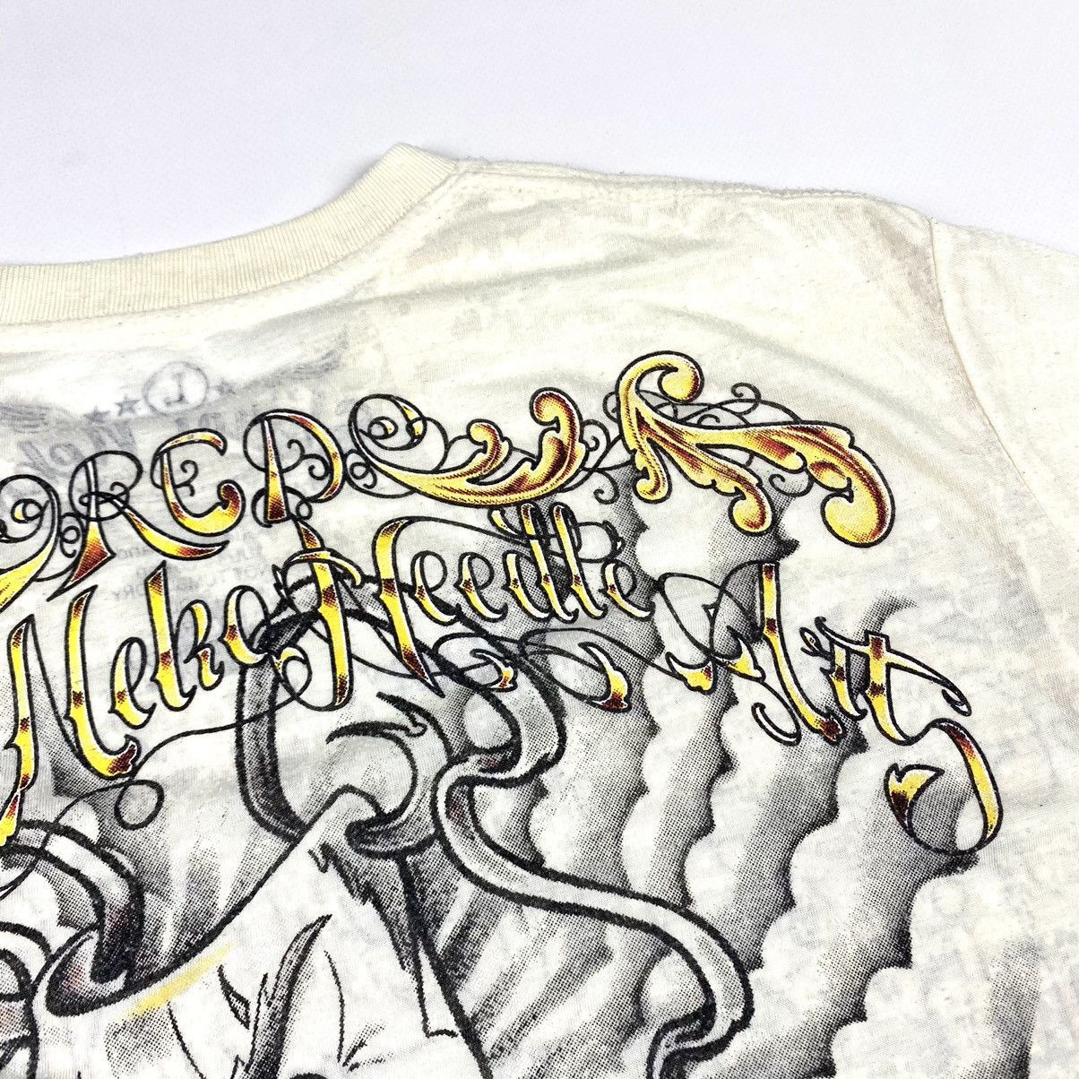 Handmade 00’s Vintage Hand Made Japanese Tiger Print Archive T Shirt Size US L / EU 52-54 / 3 - 17 Thumbnail