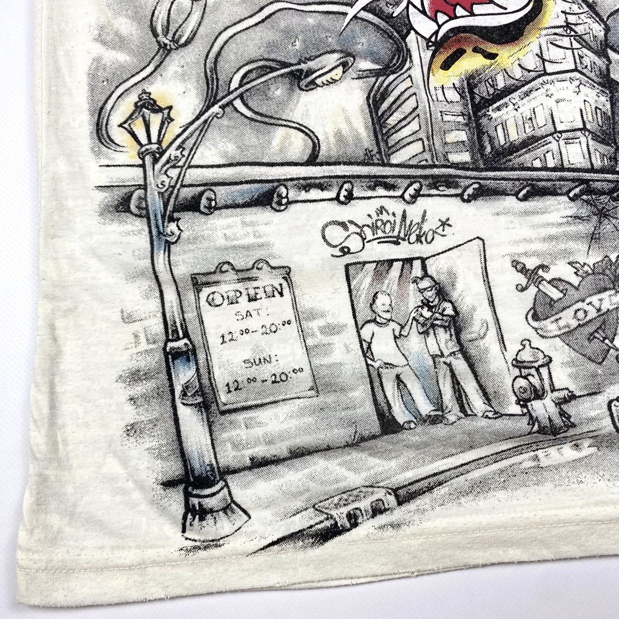Handmade 00’s Vintage Hand Made Japanese Tiger Print Archive T Shirt Size US L / EU 52-54 / 3 - 5 Thumbnail