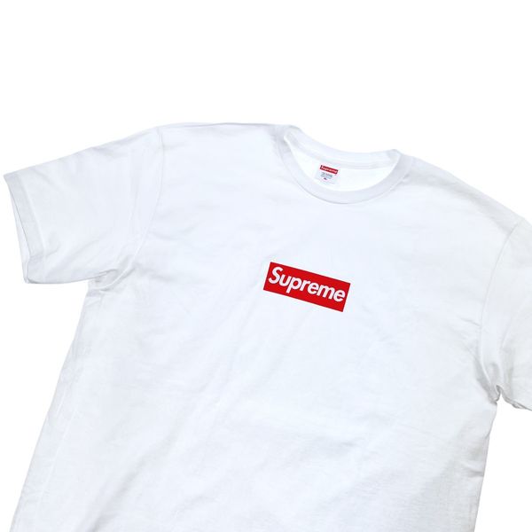 Supreme f&f box sales logo