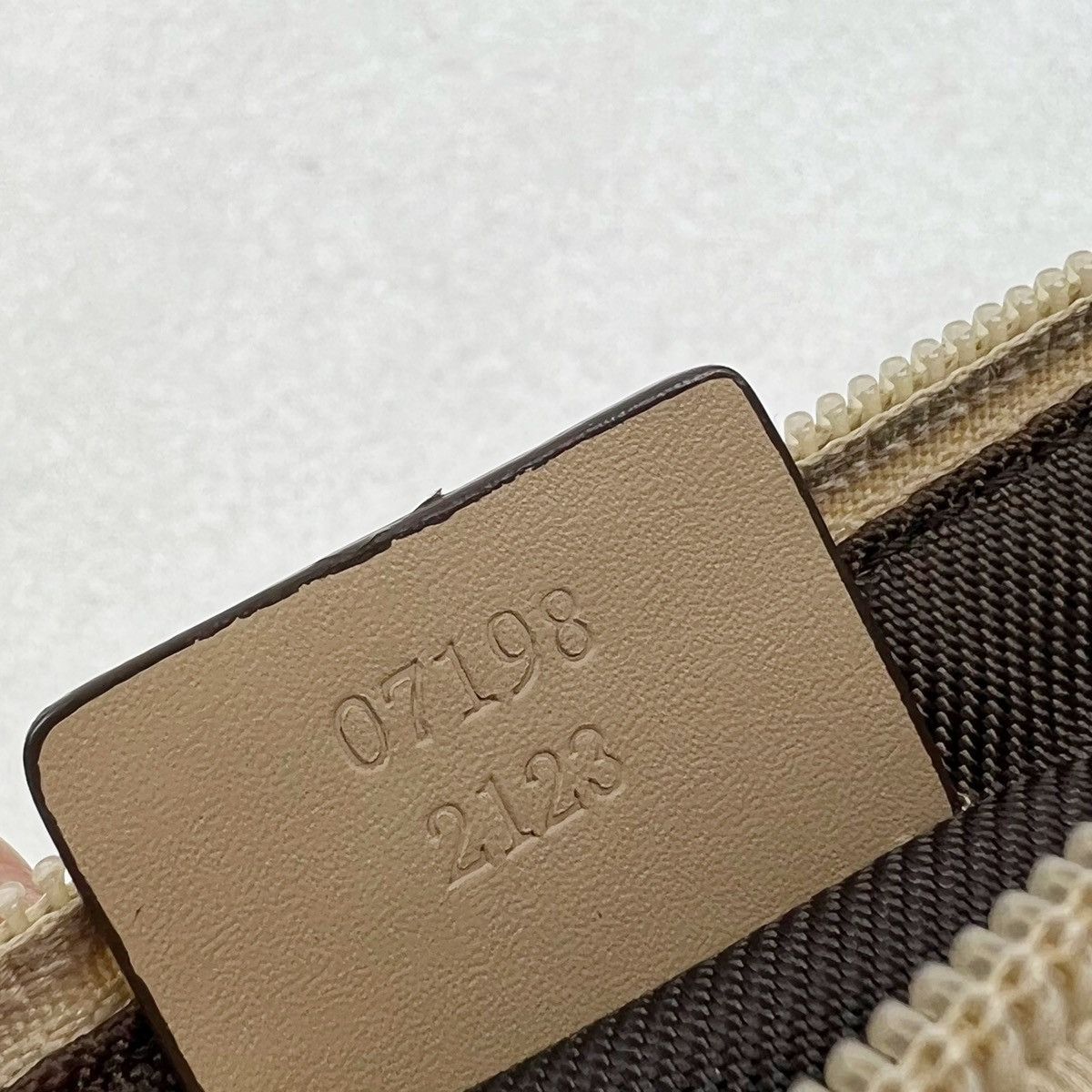 Gucci Gucci Beige Monogram Shoulder Bag Size ONE SIZE - 6 Thumbnail