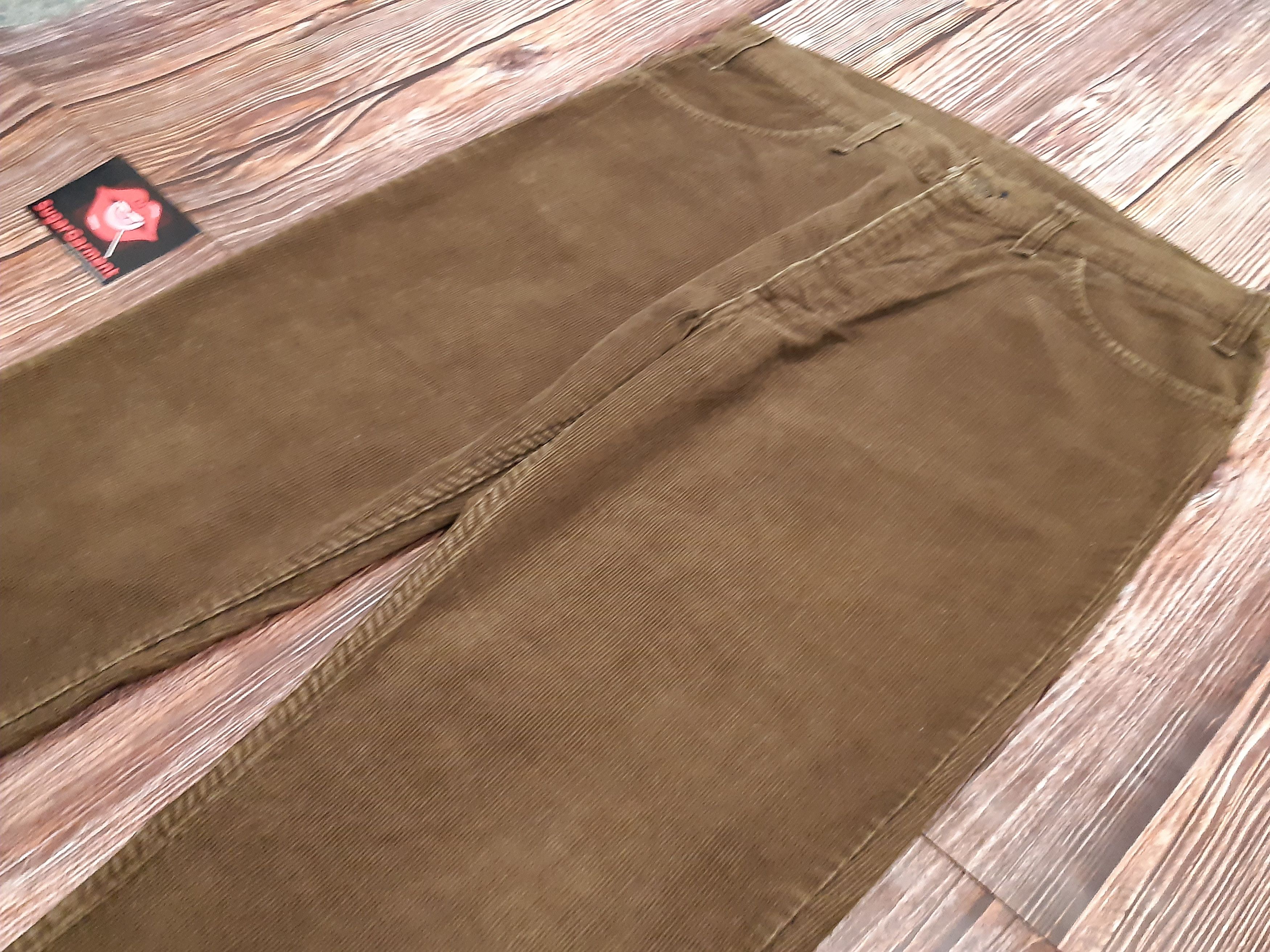 Levi's Levis 646 Jeans Flare Bell Bottom Corduroy Vintage Size US 35 - 3 Thumbnail