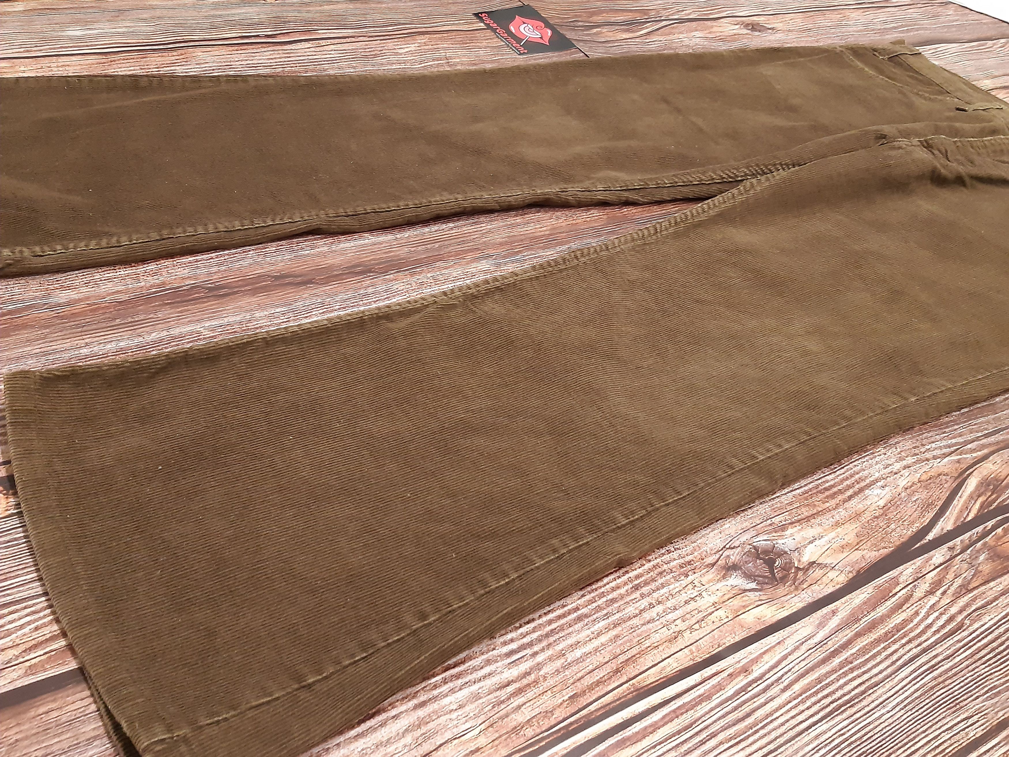 Levi's Levis 646 Jeans Flare Bell Bottom Corduroy Vintage Size US 35 - 2 Thumbnail