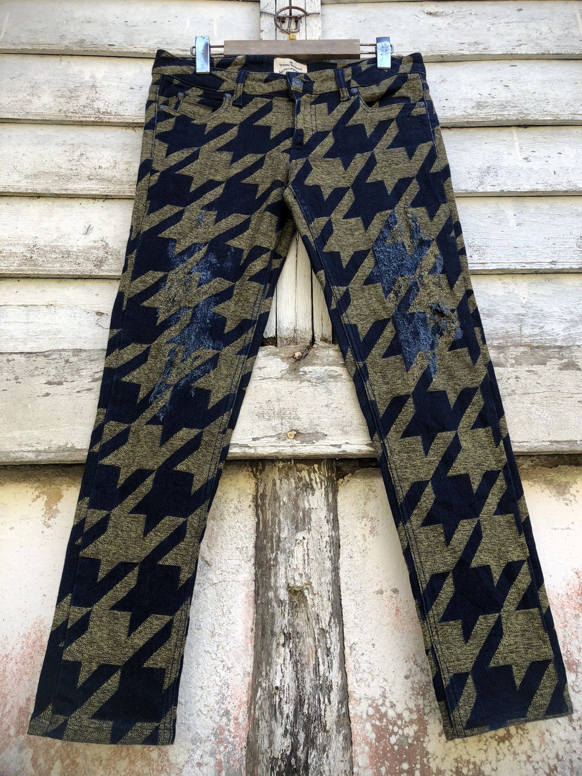 Vivienne Westwood Rare Vivienne Westwood Vector Houndstooth Distressed Pant Size US 28 / EU 44 - 1 Thumbnail