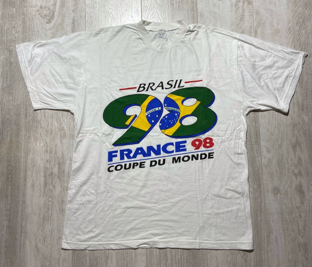 Vintage Vintage 1998 Brazil Fifa World Cup in France T-Shirt Size US XL / EU 56 / 4 - 1 Thumbnail