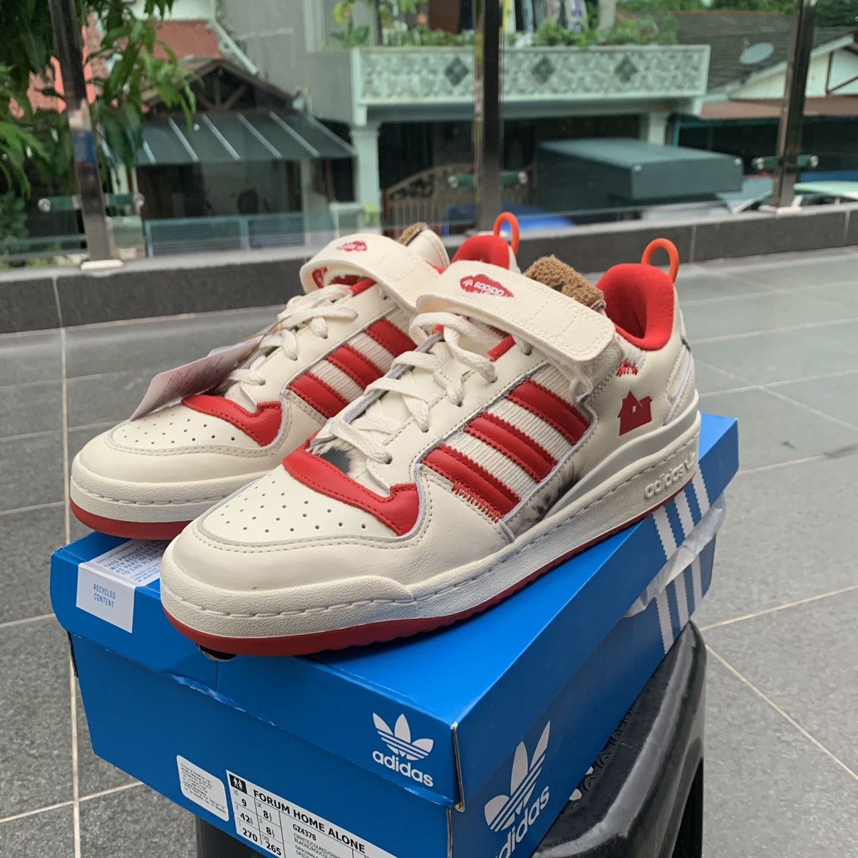 Adidas Adidas Forum Low x Home Alone Shoes Size US 9 / EU 42 - 1 Thumbnail