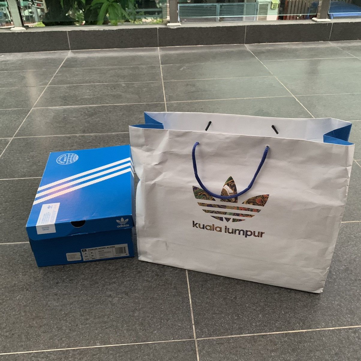 Adidas Adidas Forum Low x Home Alone Shoes Size US 9 / EU 42 - 11 Thumbnail