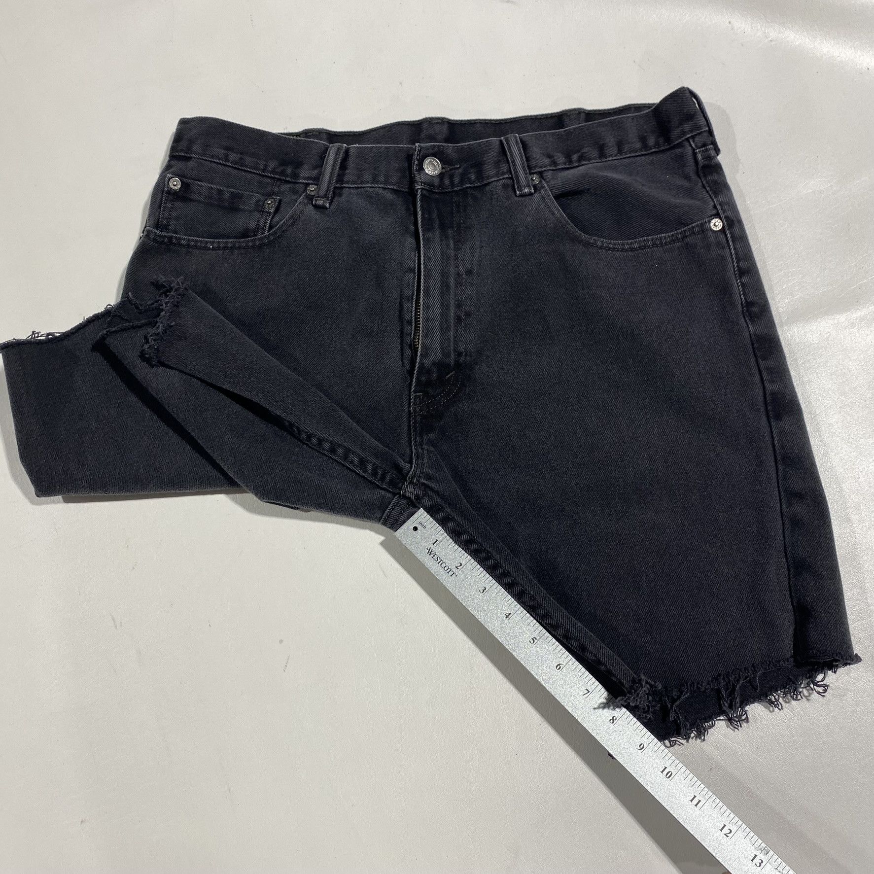 Japanese Brand vintage Black Levi's Shorts jorts cargo carpenter baggy Size US 36 / EU 52 - 3 Thumbnail