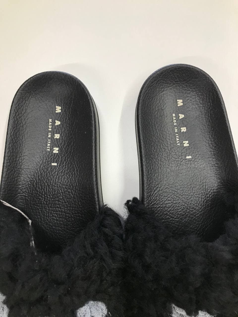 Marni Marni Black Furry Slides (0289) Size US 8 / EU 41 - 6 Thumbnail