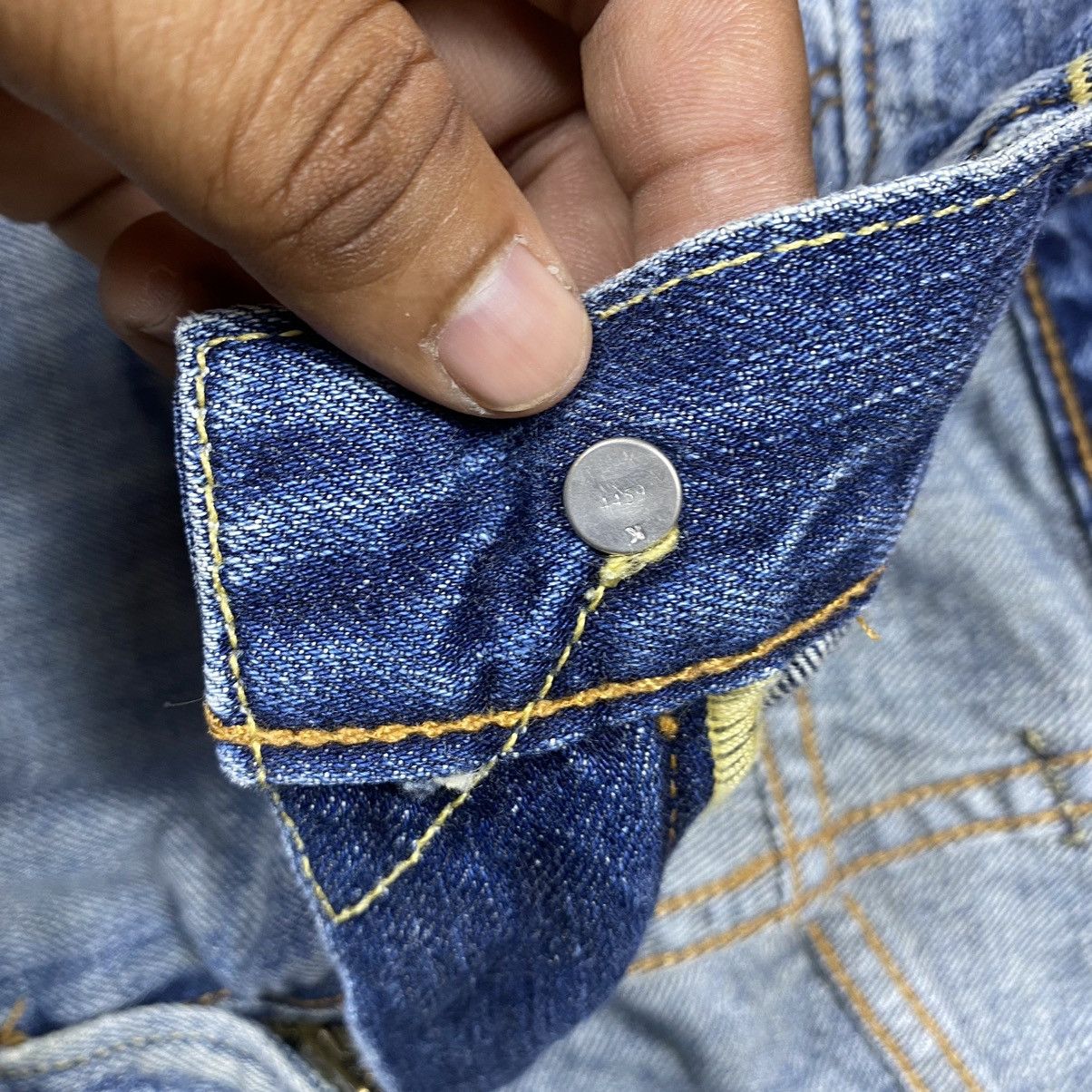 Levi's 🔥Vintage Levi’s 505 Distressed Denim Size US 33 - 7 Thumbnail