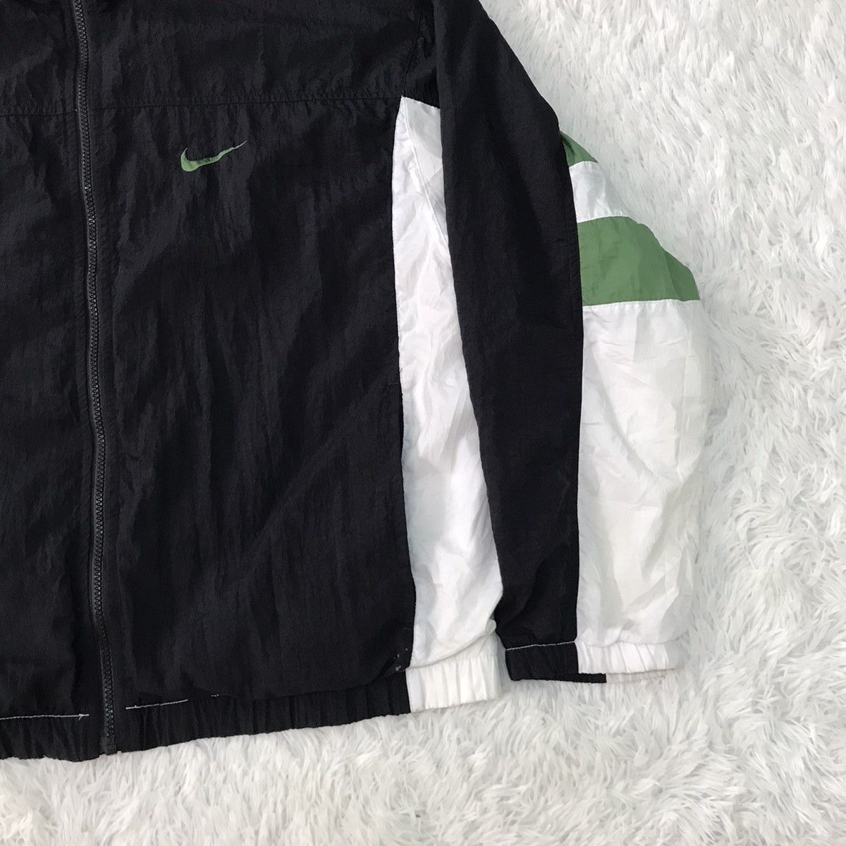 Nike Vtg Nike Swoosh Embroidery Jacket Size US M / EU 48-50 / 2 - 4 Thumbnail