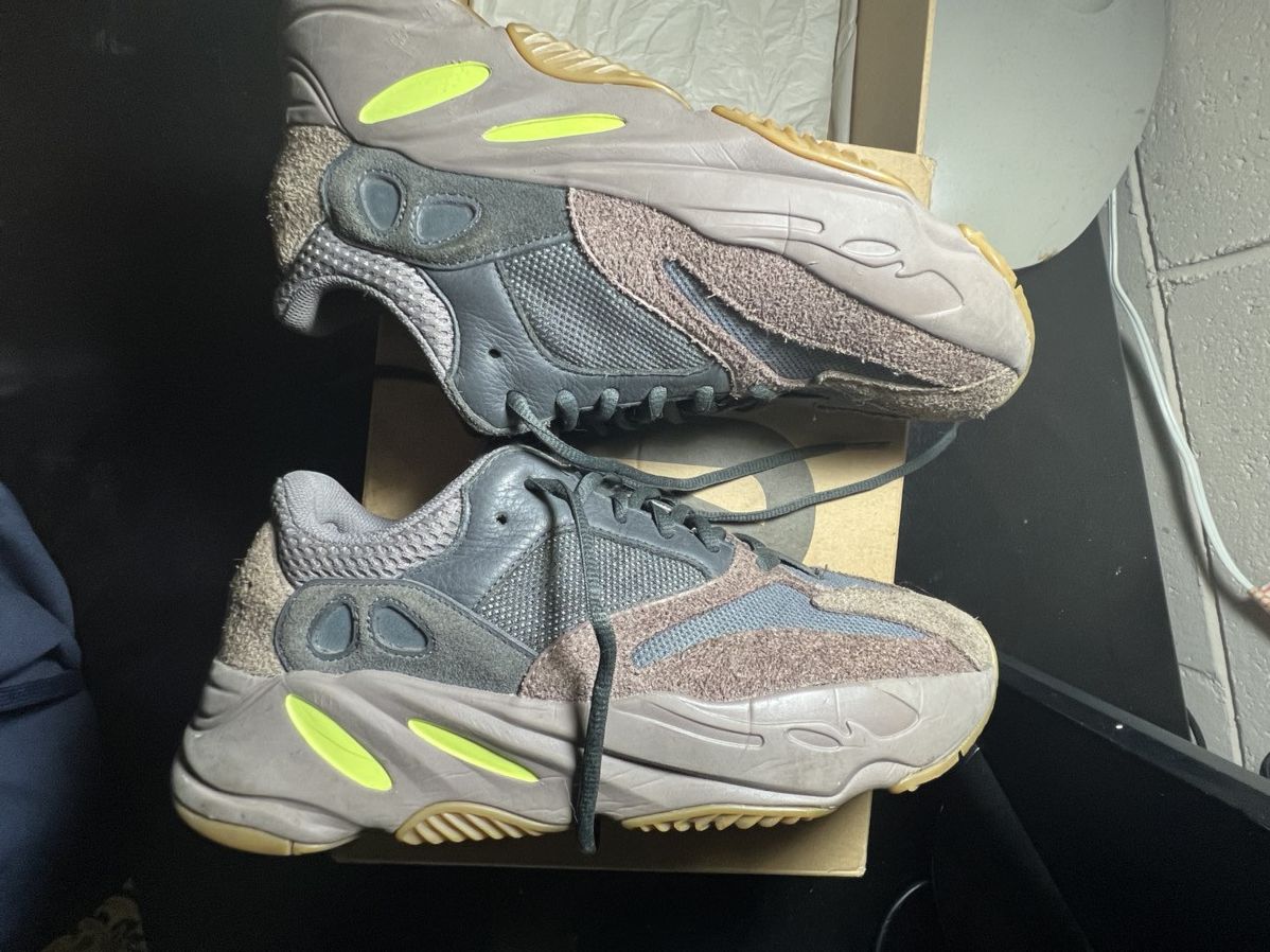Adidas × Kanye West Yeezy 700 Mauve Size US 9.5 / EU 42-43 - 3 Thumbnail