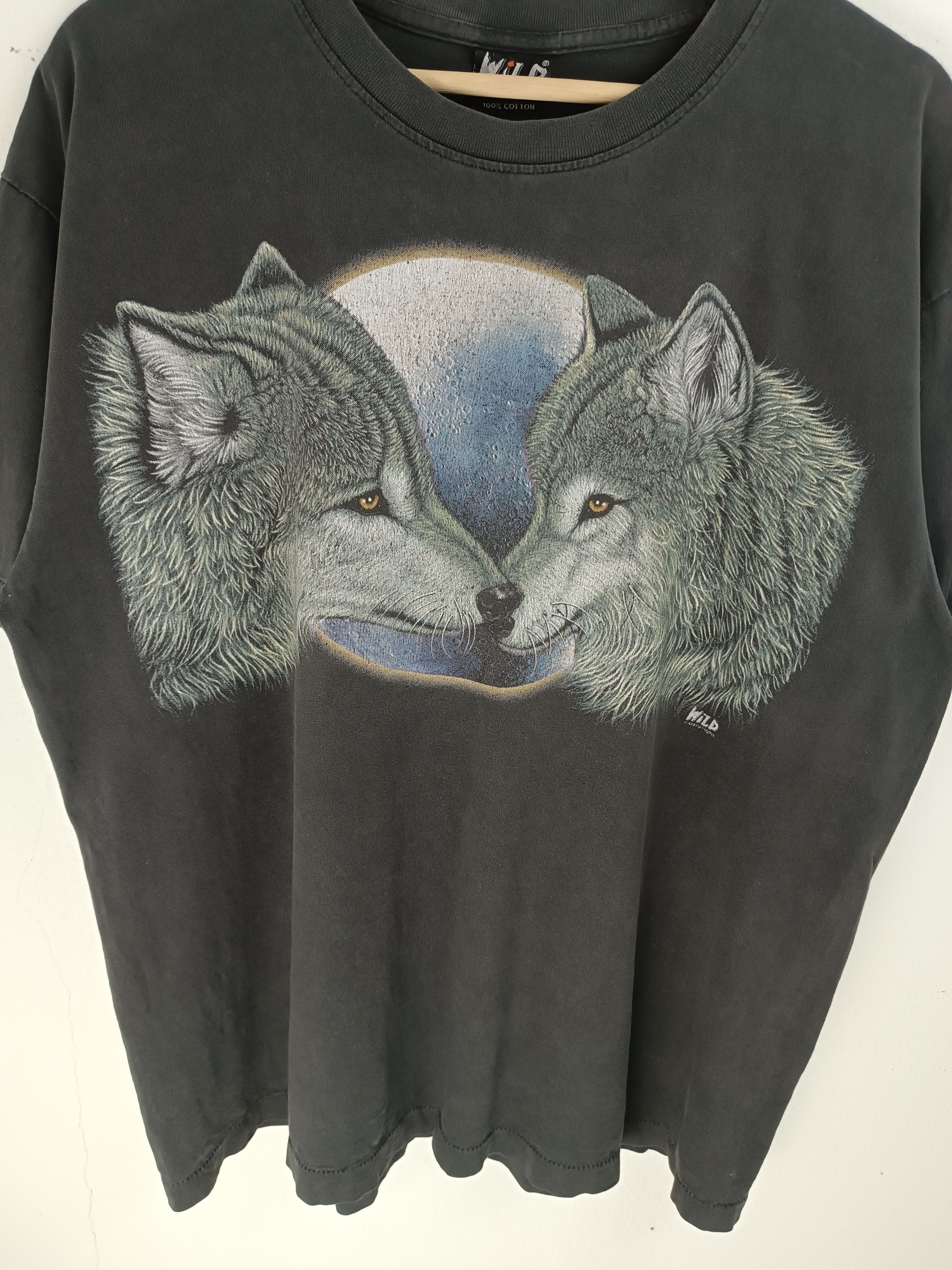 Other VINTAGE 90'S ALPHA WOLF UNDER THE MOON TEE Size US L / EU 52-54 / 3 - 6 Thumbnail