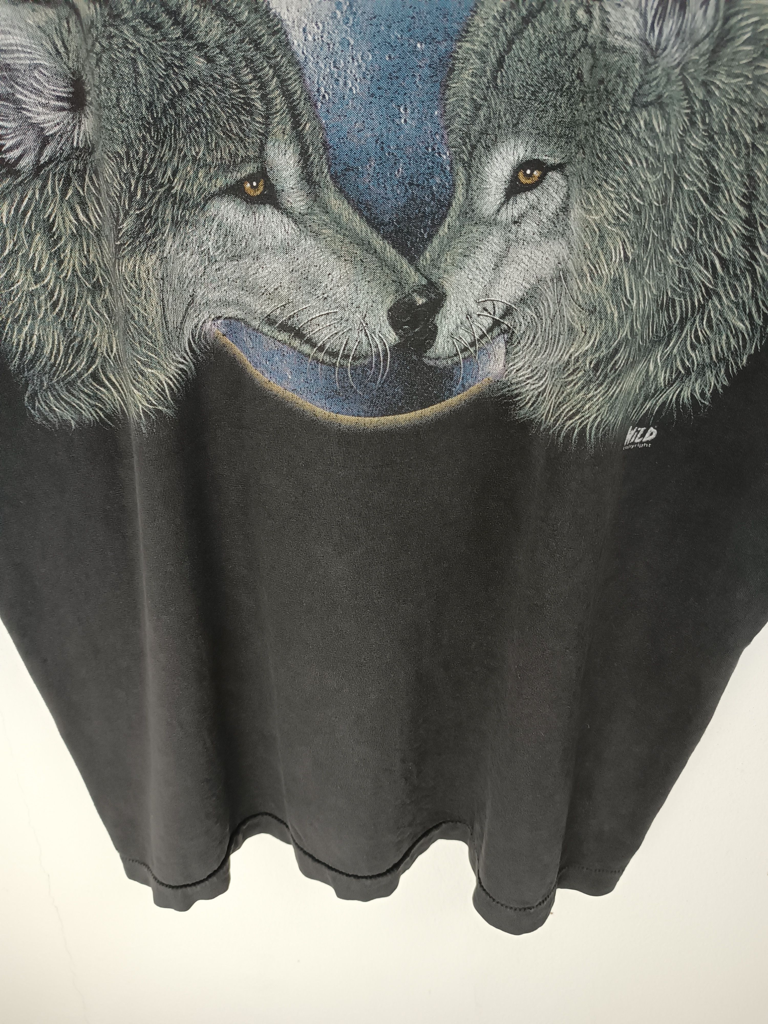 Other VINTAGE 90'S ALPHA WOLF UNDER THE MOON TEE Size US L / EU 52-54 / 3 - 17 Thumbnail