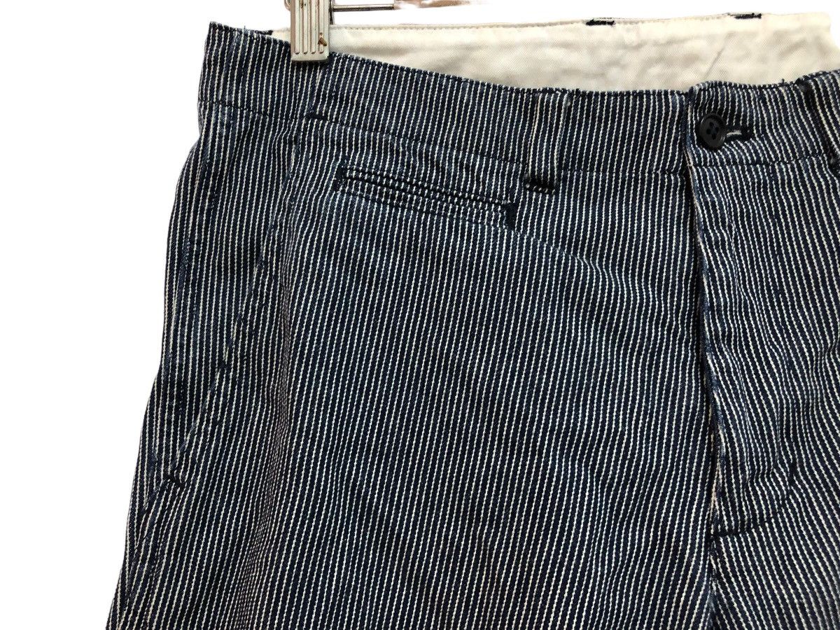 FRENCH WORKWEAR INSPIRED HICKORY STRIPED CROPPED PANT