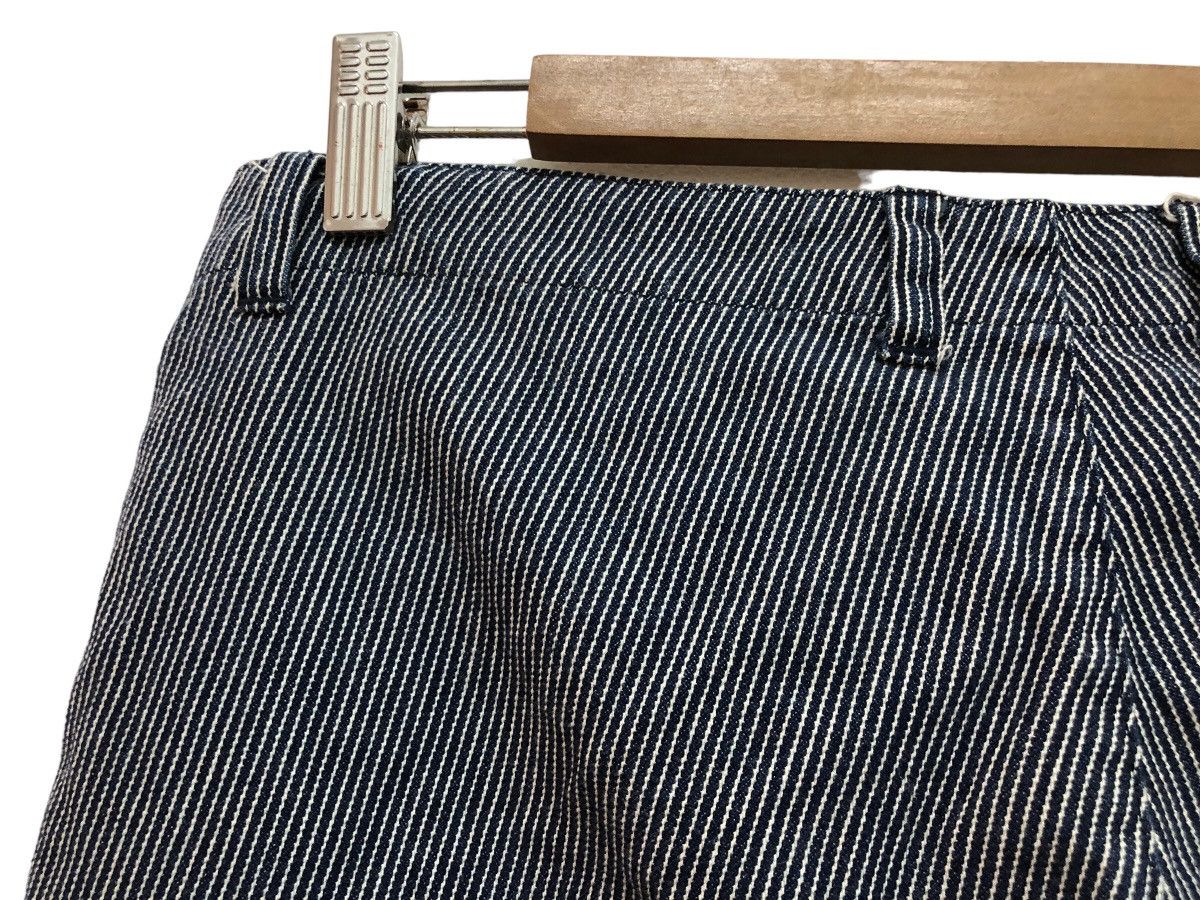 FRENCH WORKWEAR INSPIRED HICKORY STRIPED CROPPED PANT