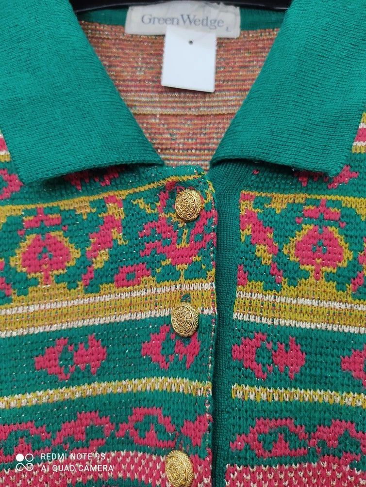 Native Rare ! Vintage Green Wedge Stripe Art Motif Knitwear Jumper Size US M / EU 48-50 / 2 - 8 Thumbnail