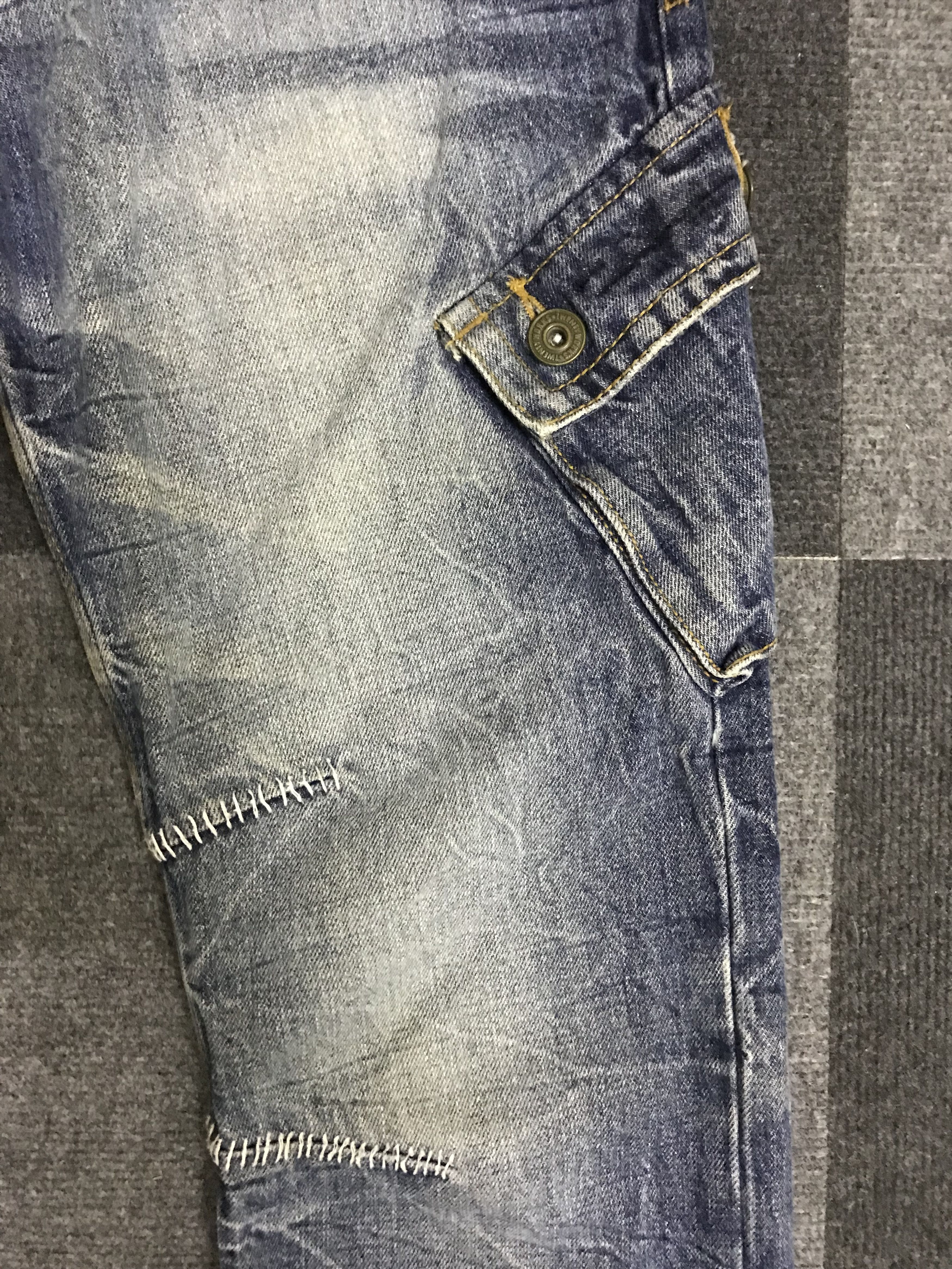 Japanese Brand D115 TWENTYWORKS Japan Riveted Cargo Jeans Size US 32 / EU 48 - 7 Thumbnail