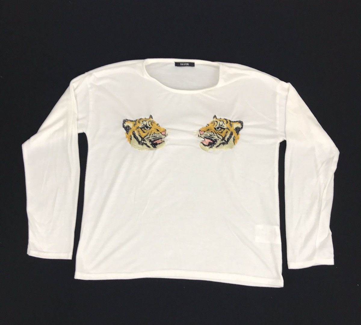 Japanese Brand Favori Tiger Embroidery Motif T-shirt Tee Size S / US 4 / IT 40 - 1 Thumbnail
