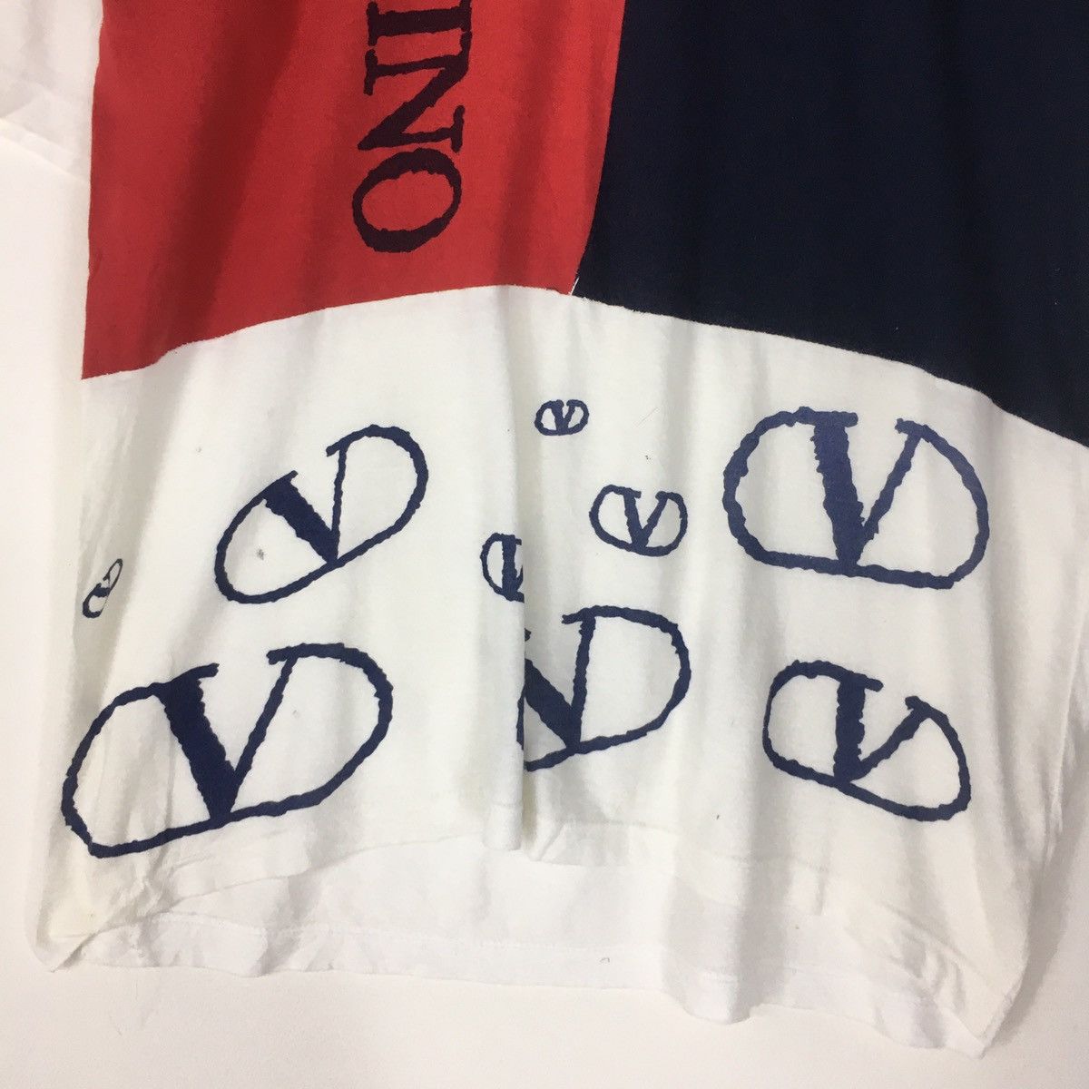 Valentino × Vintage Vintage rare Valentino two colour big spell out Size US L / EU 52-54 / 3 - 3 Thumbnail
