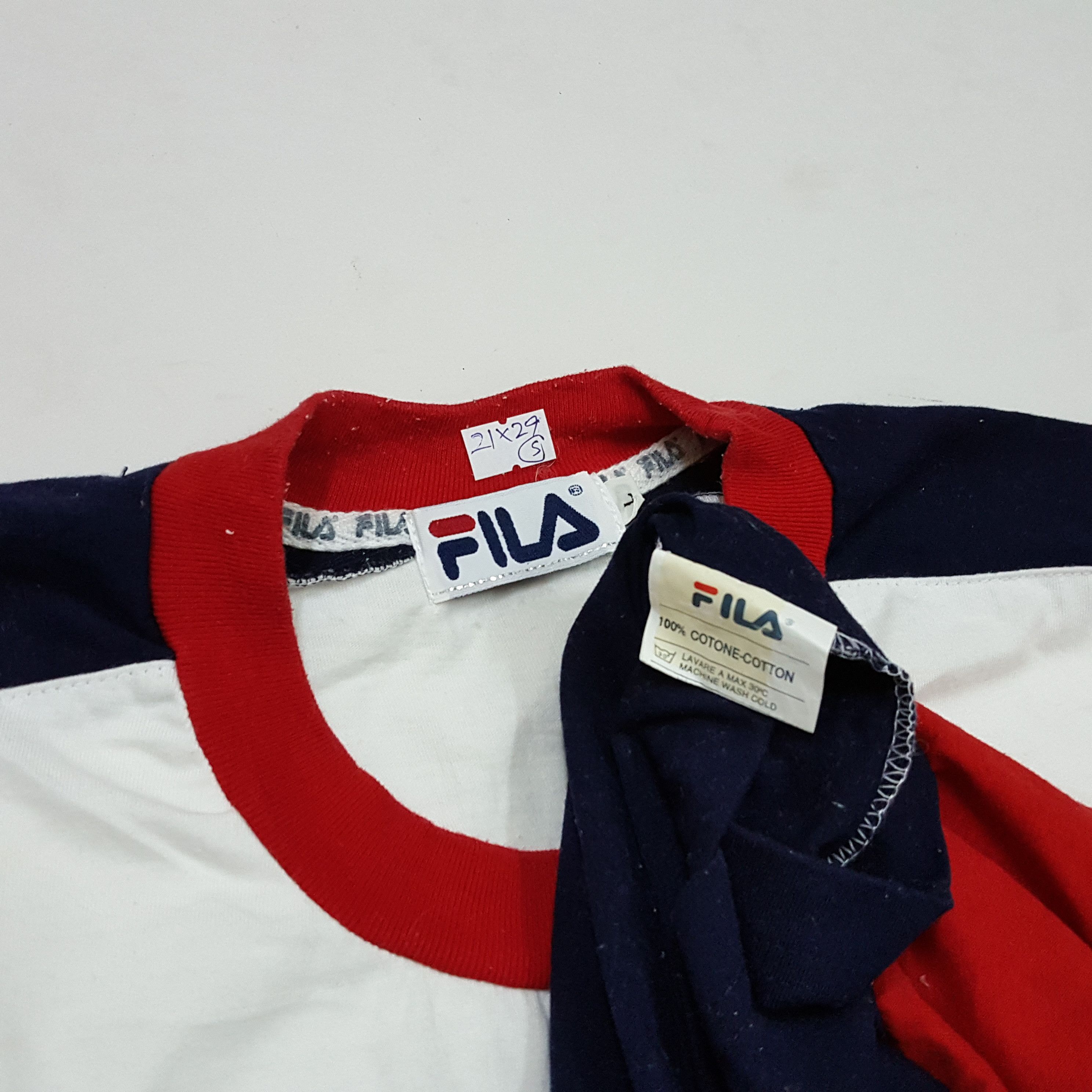 Fila × Vintage Vintage FILA big F Streewear nice colour design t-shirt Size US L / EU 52-54 / 3 - 3 Thumbnail