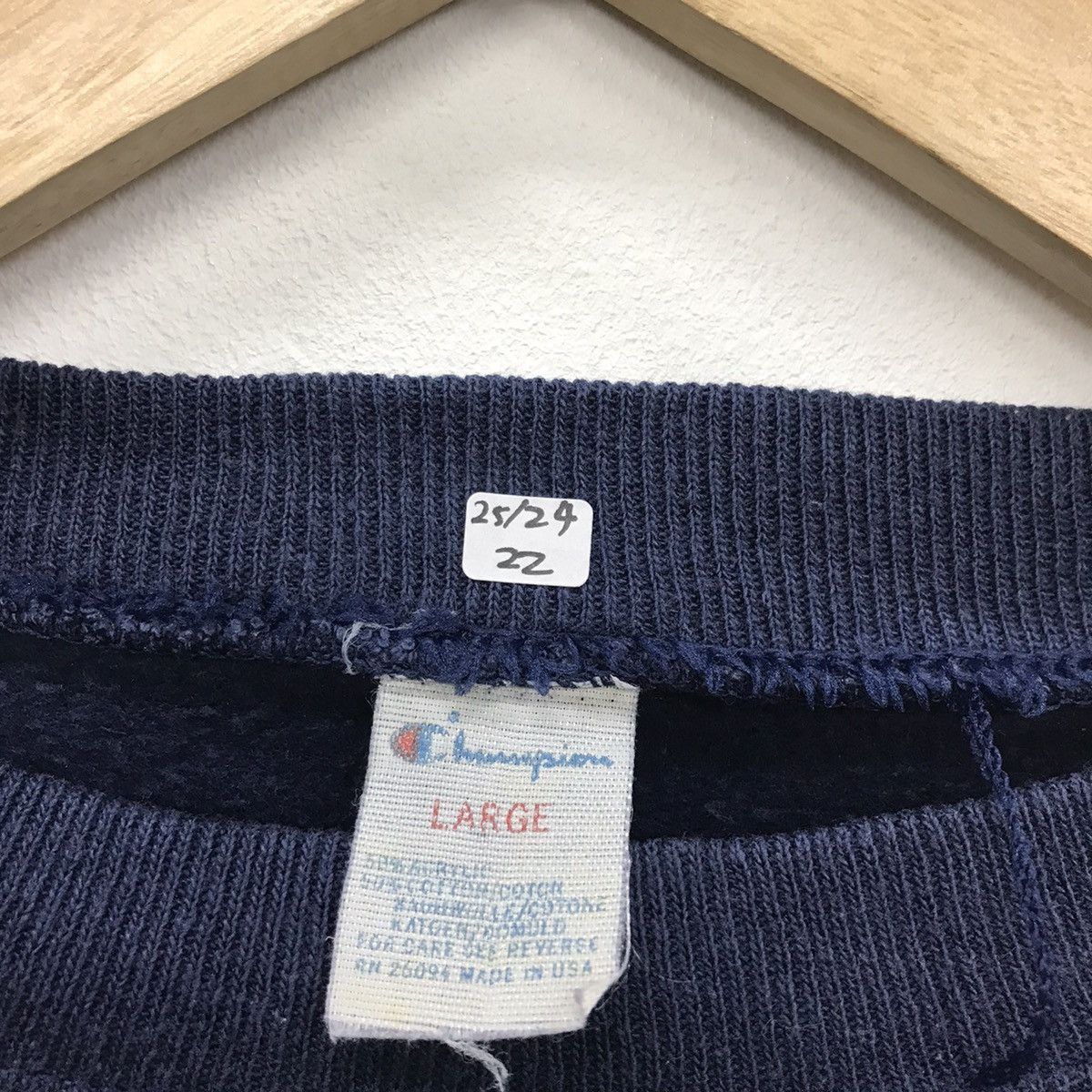 Champion × Vintage Rare!! Vintage Champion Husson College Sweatshirt Size US L / EU 52-54 / 3 - 11 Thumbnail