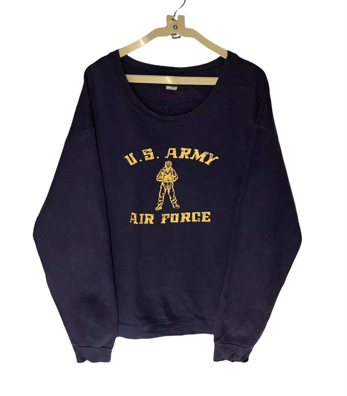 Vintage Vintage u.s army Air Force sweatshirt by alpha industries Size US L / EU 52-54 / 3 - 1 Thumbnail