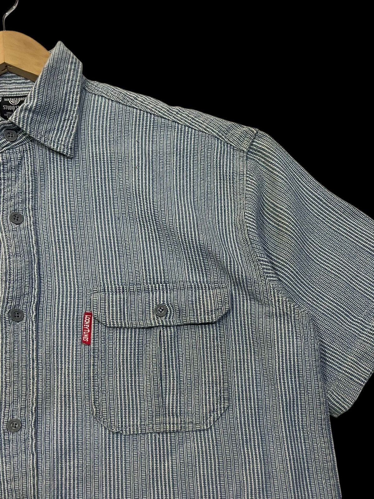 Disney × Warner Bros 🔥NEED GONE NOW🔥VTG WARNER BROS EMBROIDERED BIG LOGO SHIRTS Size US M / EU 48-50 / 2 - 5 Thumbnail