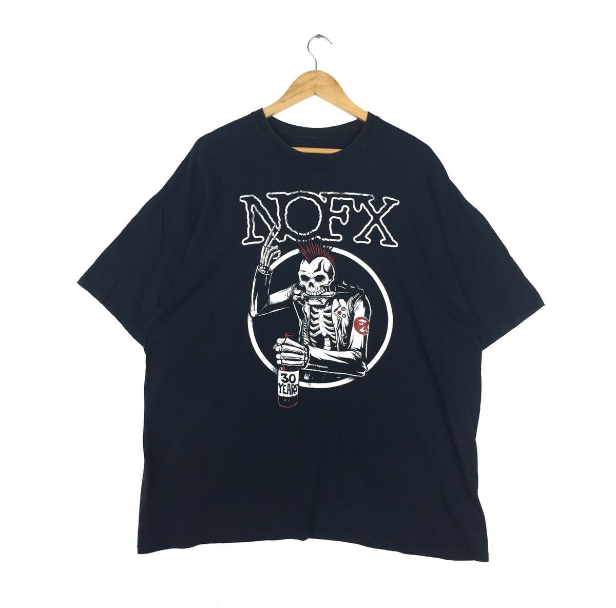 Band Tees × Vintage Rare!! Vintage Band Punk Rock NOFX tshirt Size US XL / EU 56 / 4 - 1 Thumbnail