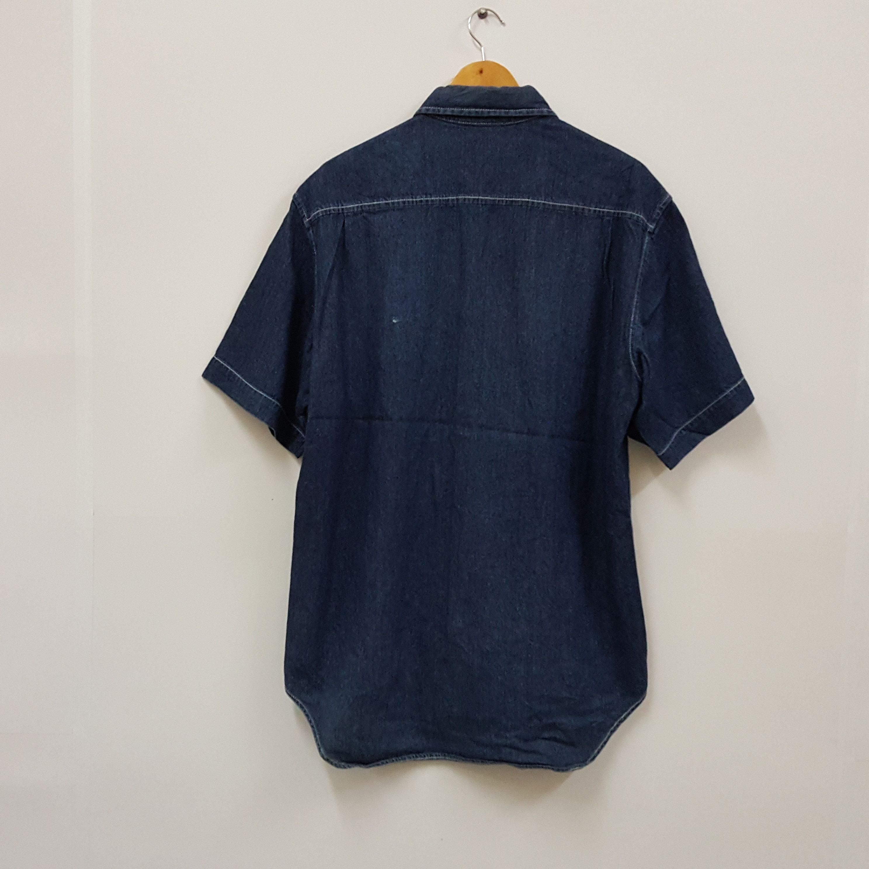 Guess × Vintage Vintage GUESS short sleeve denim shirt Size US L / EU 52-54 / 3 - 2 Thumbnail