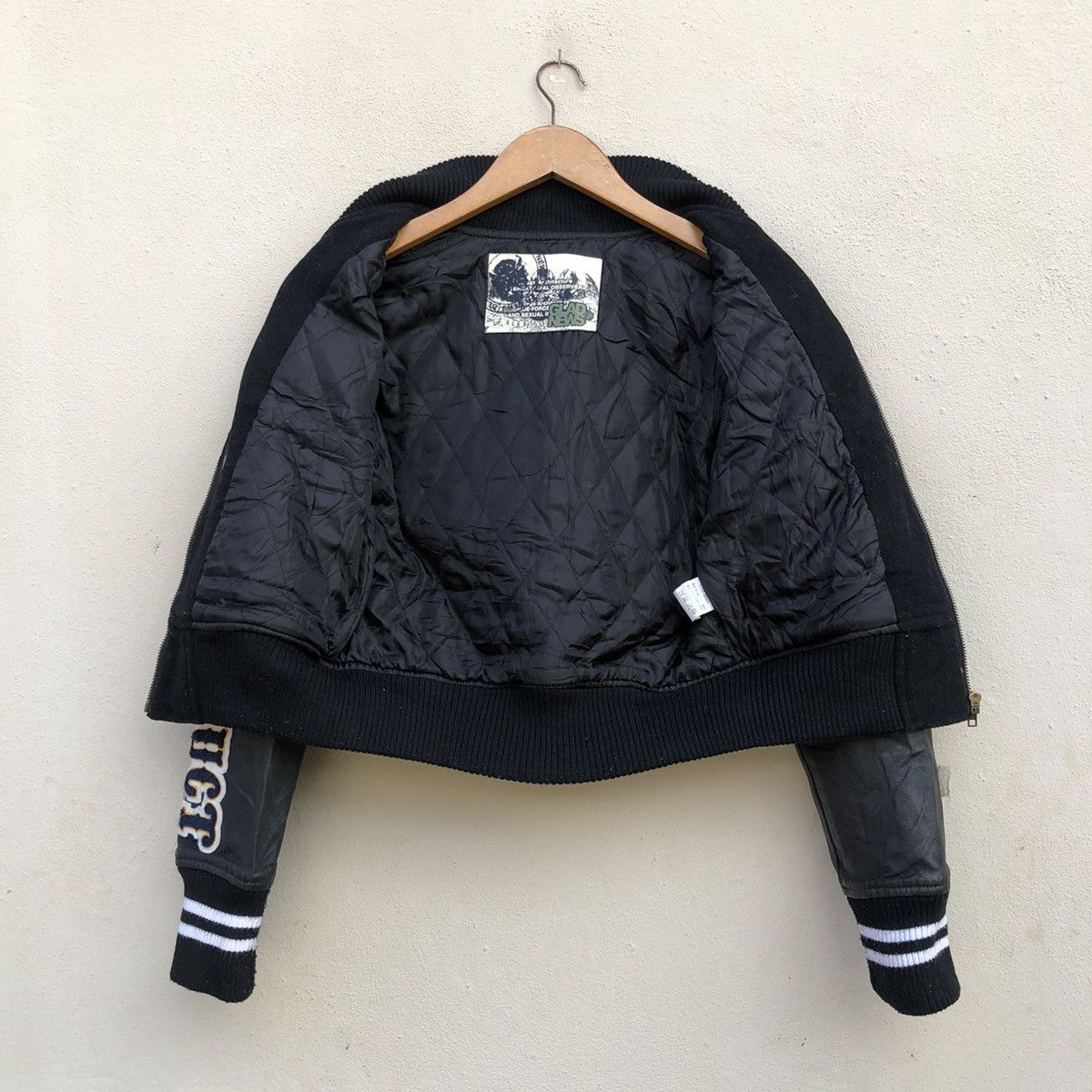 Japanese Brand × Vintage Vintage GLAD NEWS JAPAN NICE DESIGN Varsity Jacket Women XS Size ONE SIZE - 10 Thumbnail