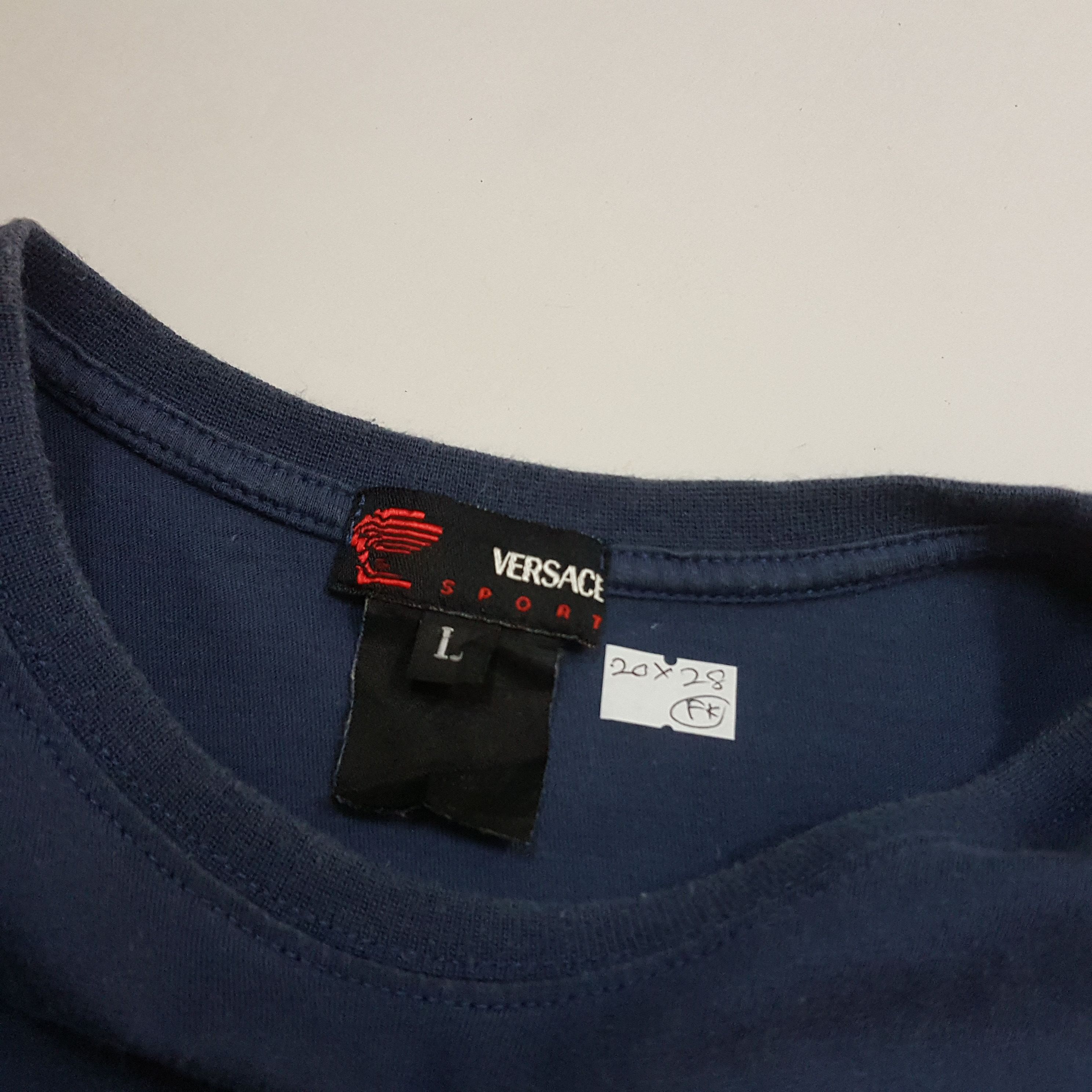 Versace × Versace Jeans Couture × Vintage Vintage Versace Sports small logo design t-shirt Size US L / EU 52-54 / 3 - 4 Thumbnail