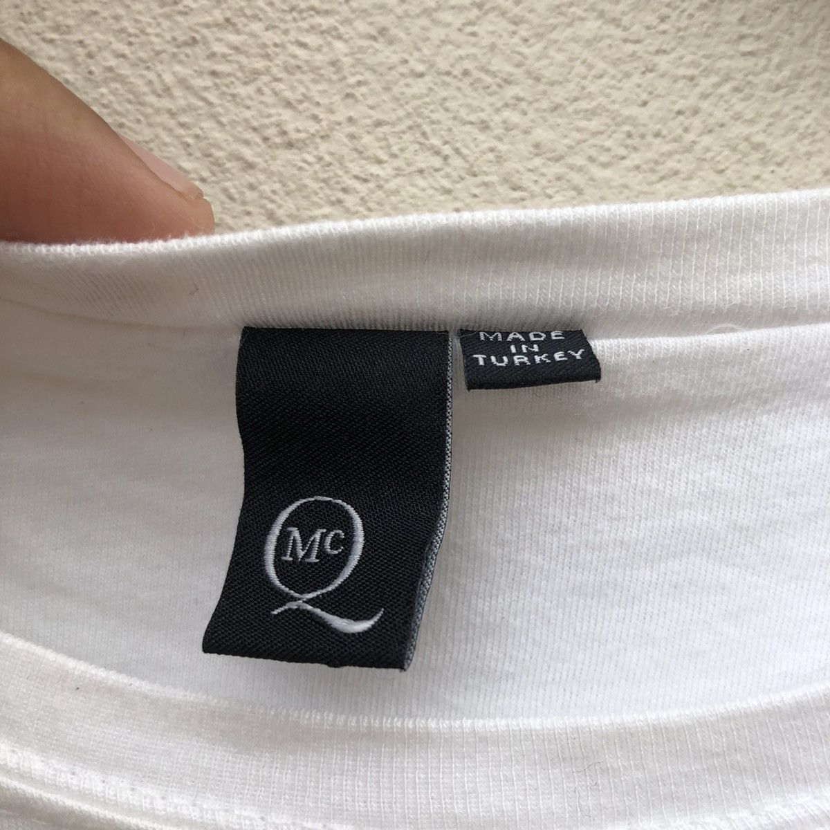 Alexander McQueen ALEXANDER MCQUEEN RARE DESIGN LONGSLEEVE T-SHIRT WOMEN S Size ONE SIZE - 9 Thumbnail
