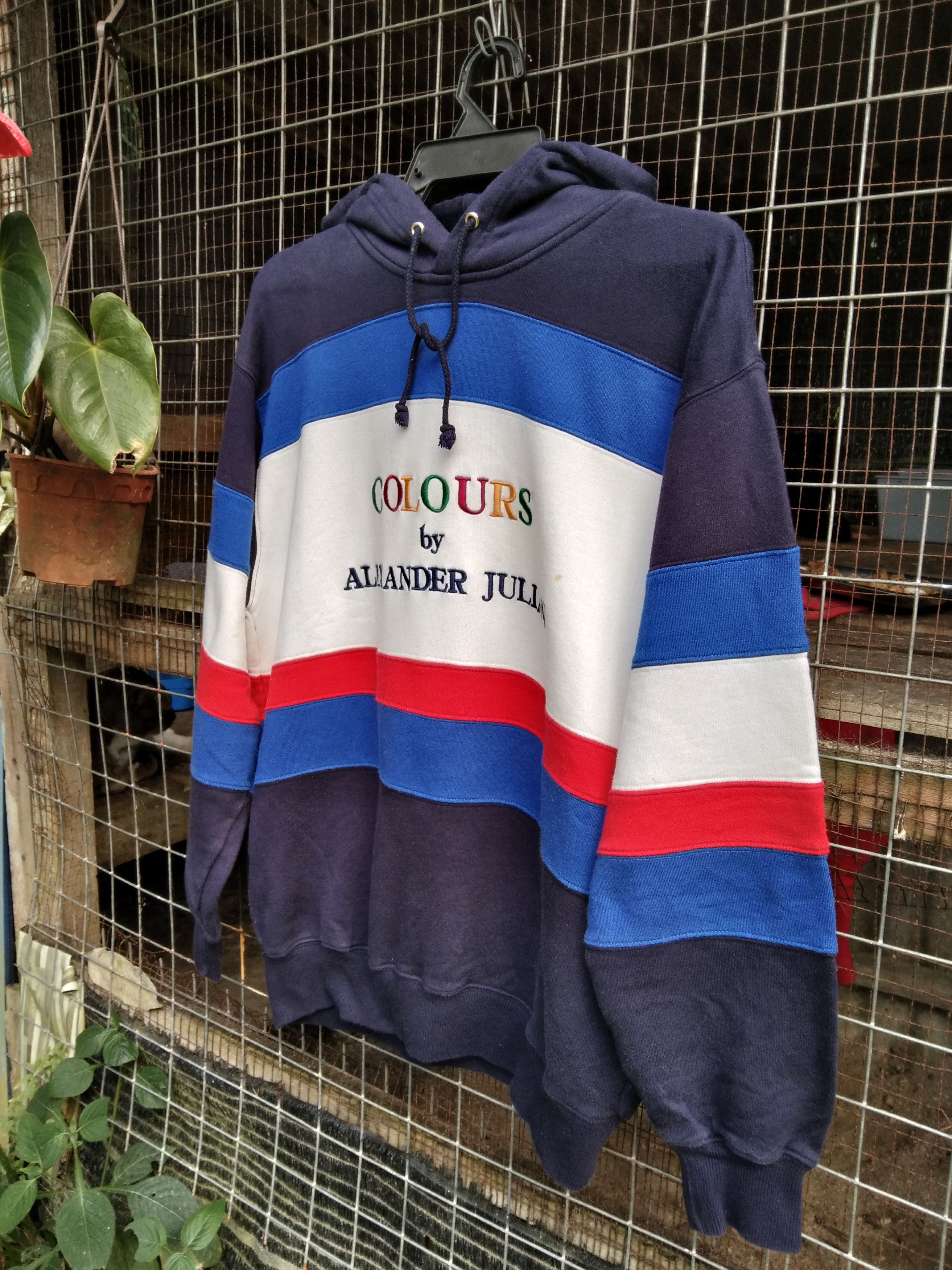 Alexander Julian × Designer VINTAGE COLOURS EMBROIDERY SWEATSHIRT HOODIE Size US L / EU 52-54 / 3 - 2 Thumbnail