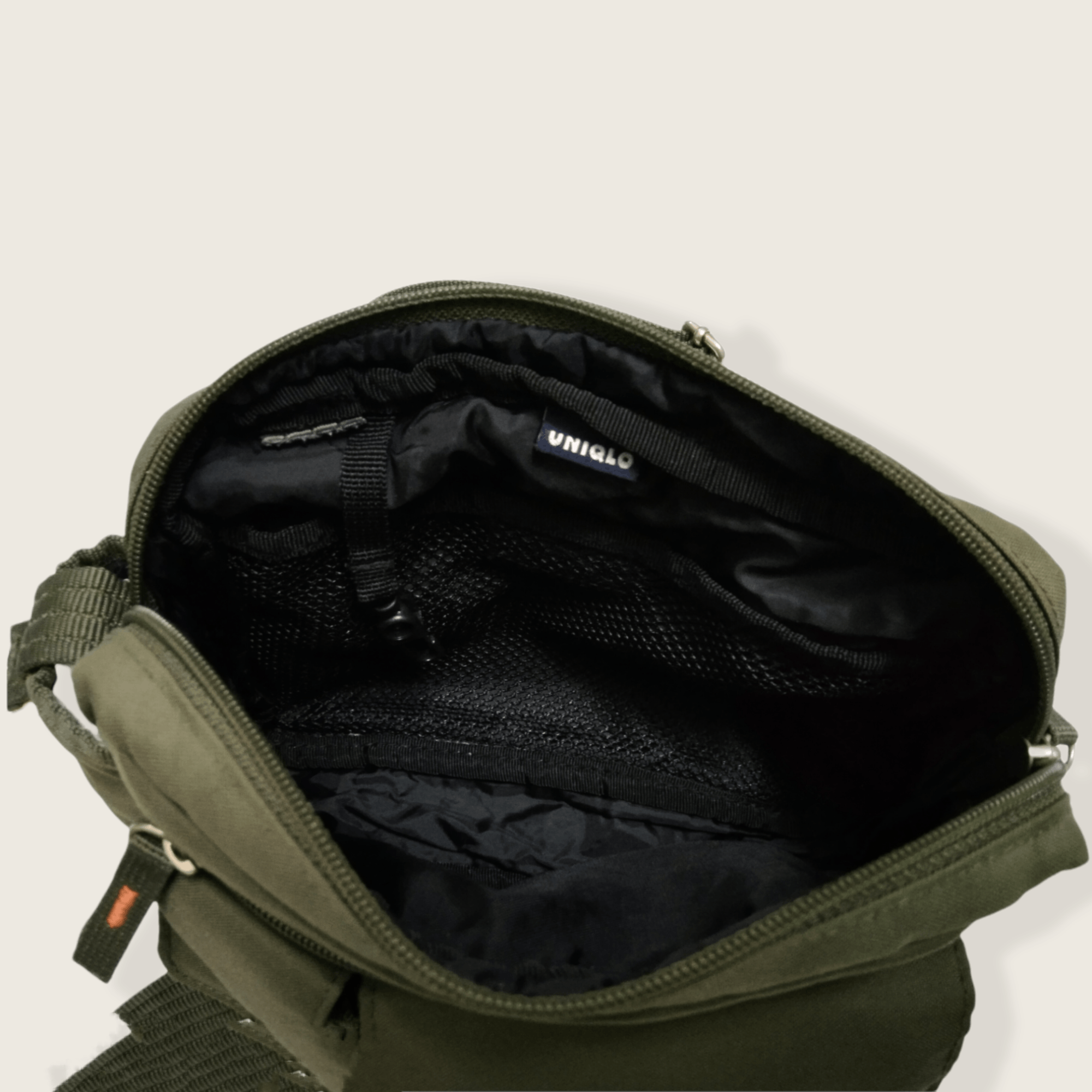 Japanese Brand VINTAGE UNIQLO GREEN ARMY CROSSBODY BAG Size ONE SIZE - 13 Thumbnail